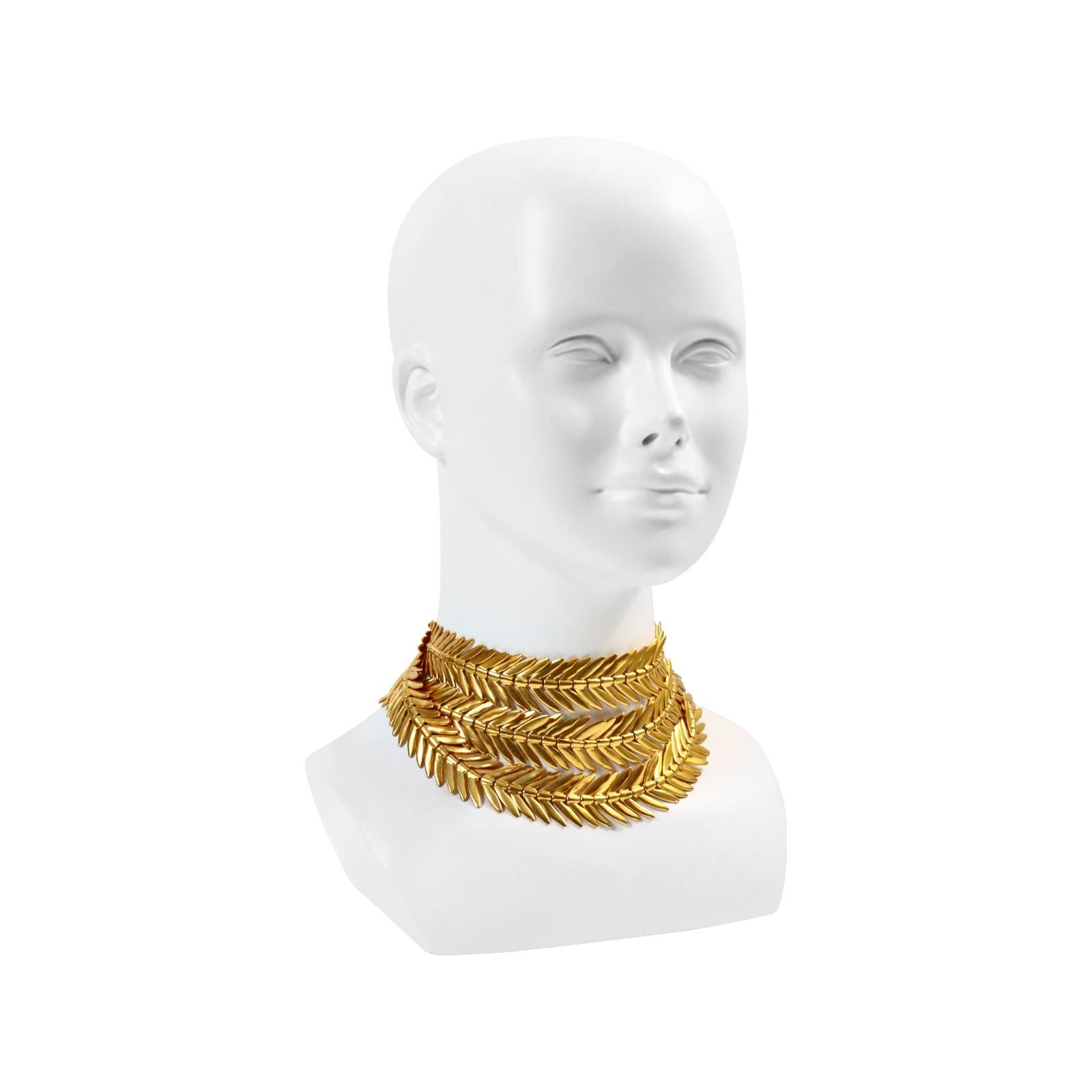 Women's or Men's Vintage Anne Klein Gold Tone Long Necklace Circa 1980s