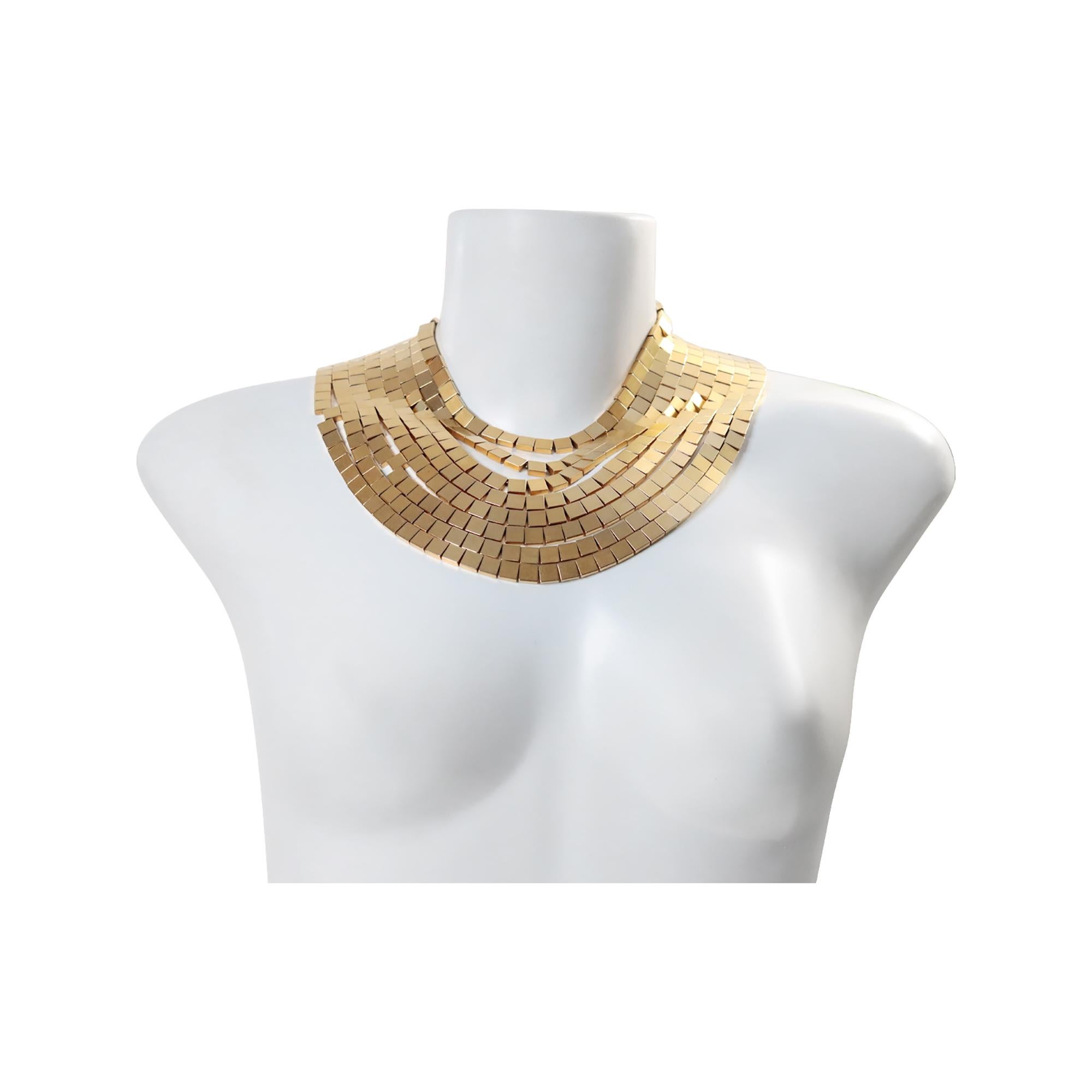 Vintage Anne Klein Couture - Collana a 8 fili in tonalità oro - circa anni '80 in vendita 1
