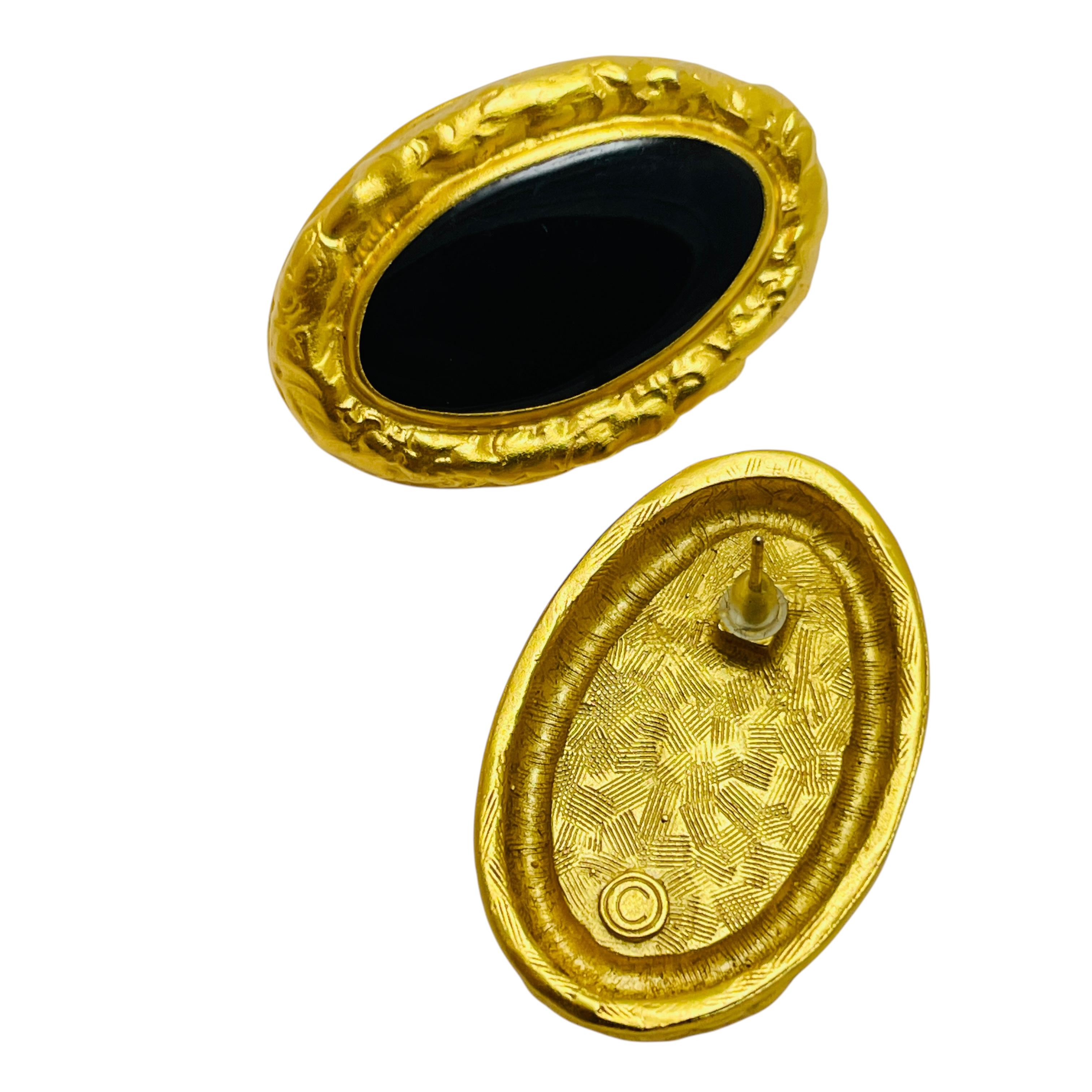 Pendientes de diseño vintage ANNE KLEIN etrusca de esmalte en tono dorado en Bueno estado para la venta en Palos Hills, IL