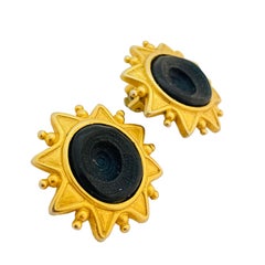 ANNE KLEIN Designer-Laufsteg-Ohrclips aus goldenem und blauem Glas