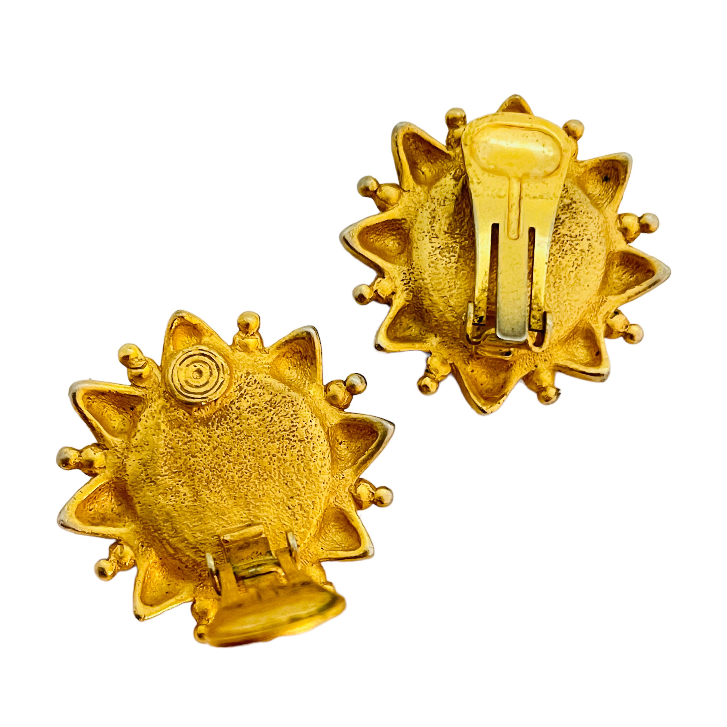 vintage gold glass rhinestone designer runway clip on earrings