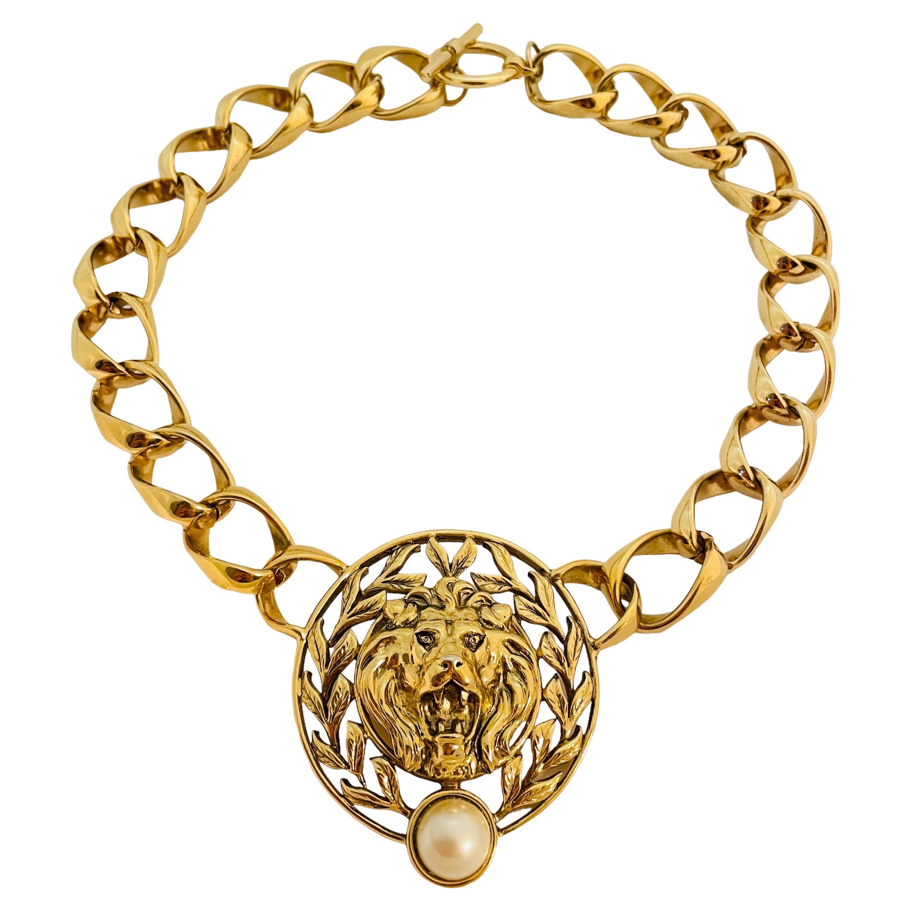 Vintage ANNE KLEIN gold pearl lions head chain designer runway necklace