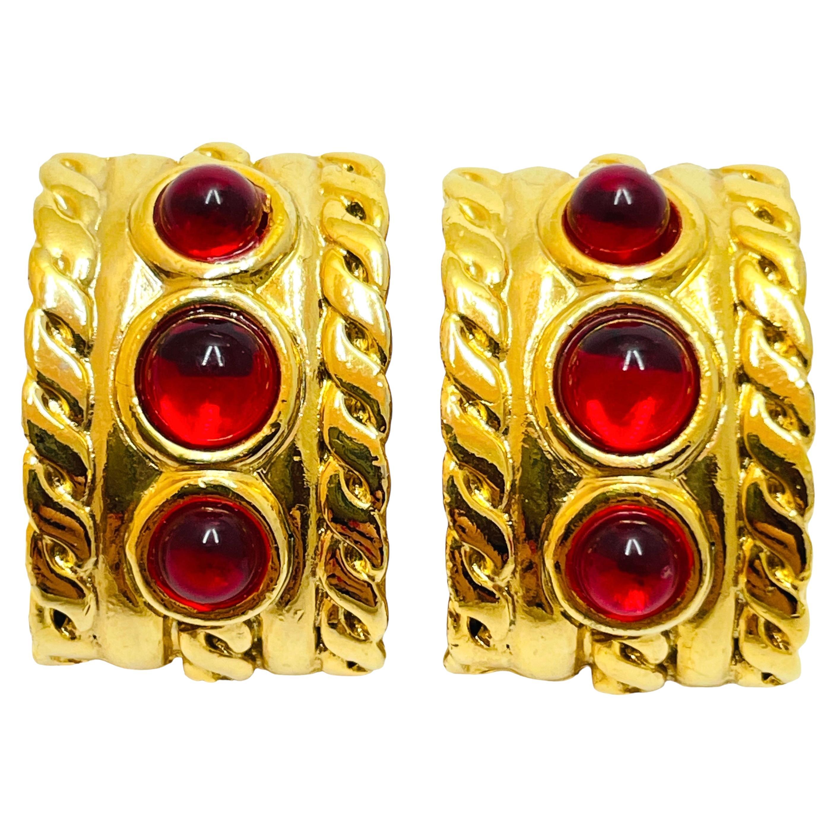 Vintage ANNE KLEIN gold red glass clip on earrings For Sale