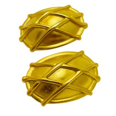 Vintage ANNE KLEIN matte gold tone etruscan designer clip on earrings