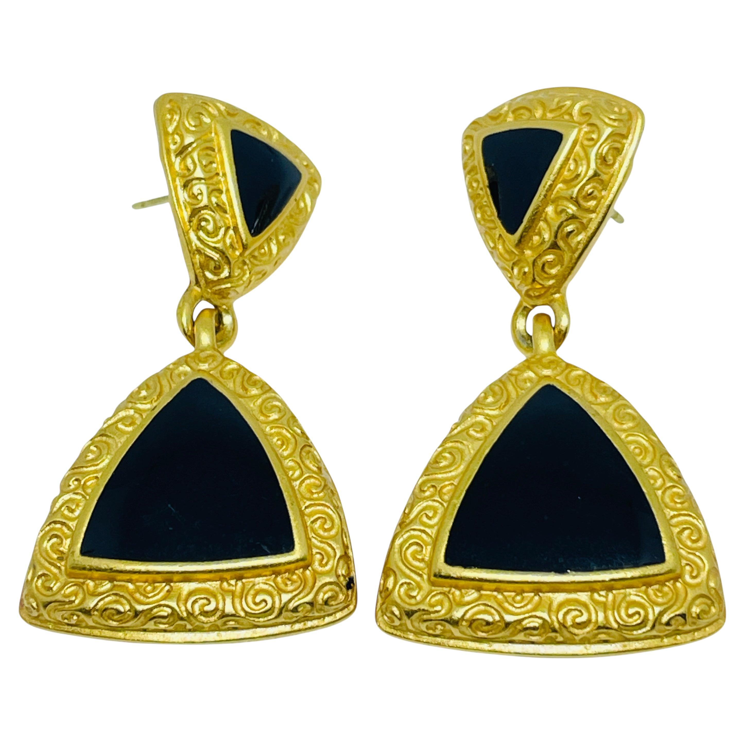 Orecchini pendenti vintage firmati ANNE KLEIN con smalto dorato