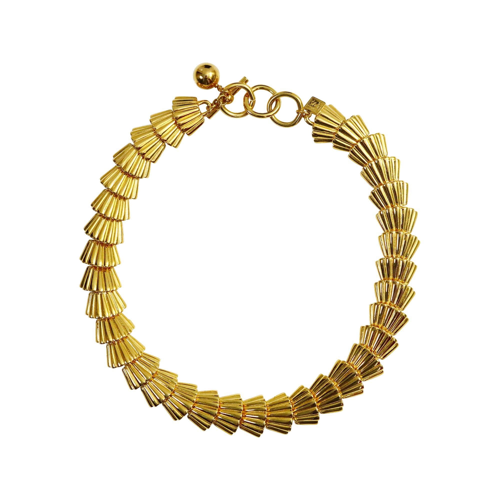 Collar de abanico de oro apilado vintage Anne Klein Circa años 80 en venta 1