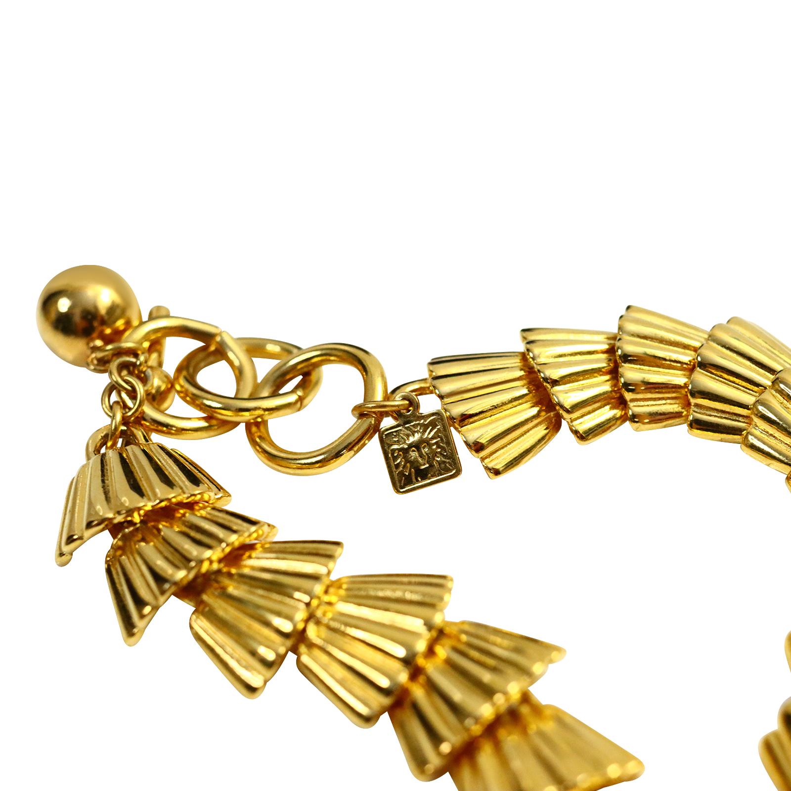 Vintage Anne Klein Stacked Gold Fan Like Toggle Necklace Circa 1980s In Good Condition For Sale In New York, NY