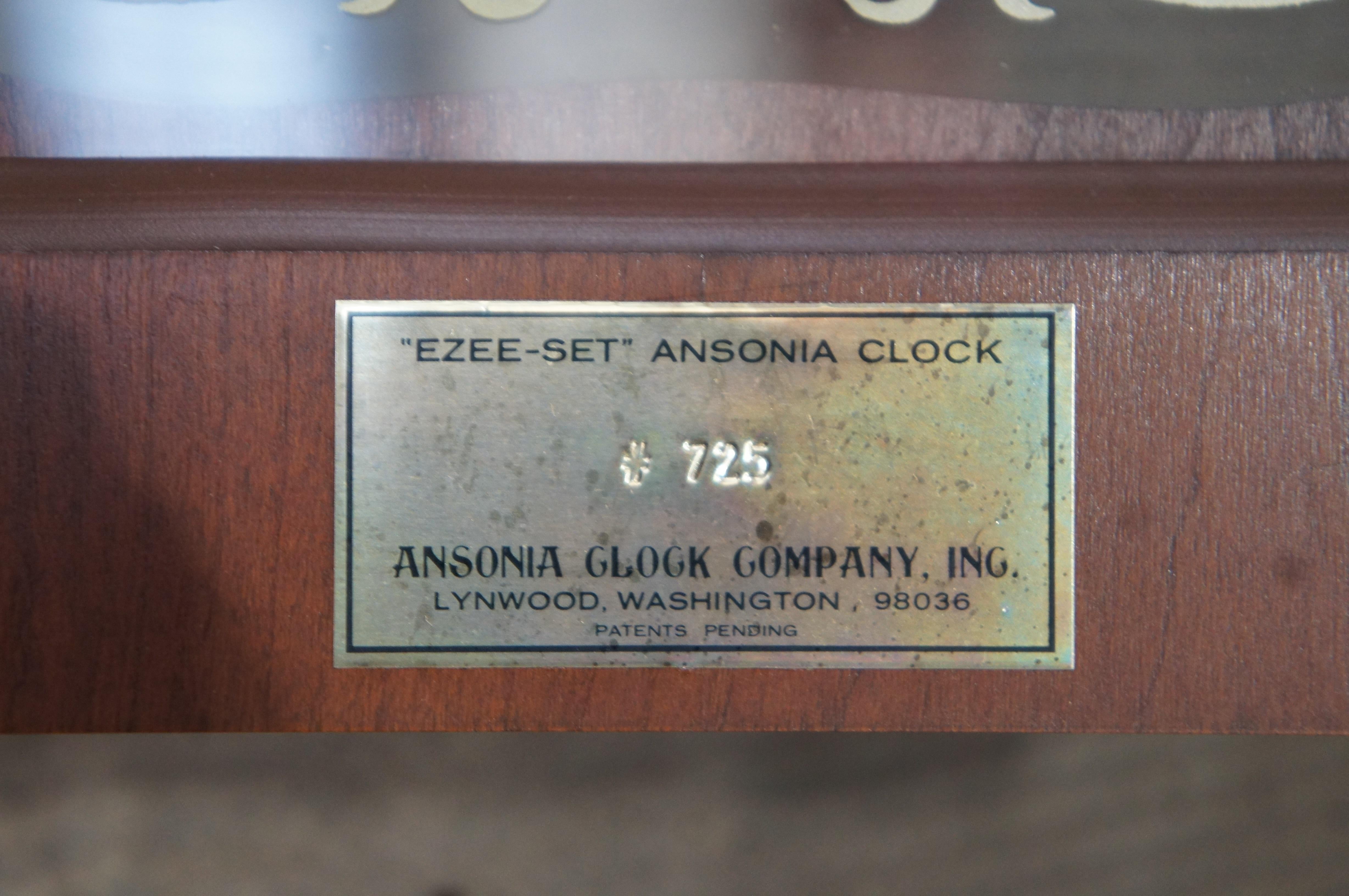 20th Century Vintage Ansonia Ezee-Set 725 Vienna Regulator Wall Clock Walnut Finish Works