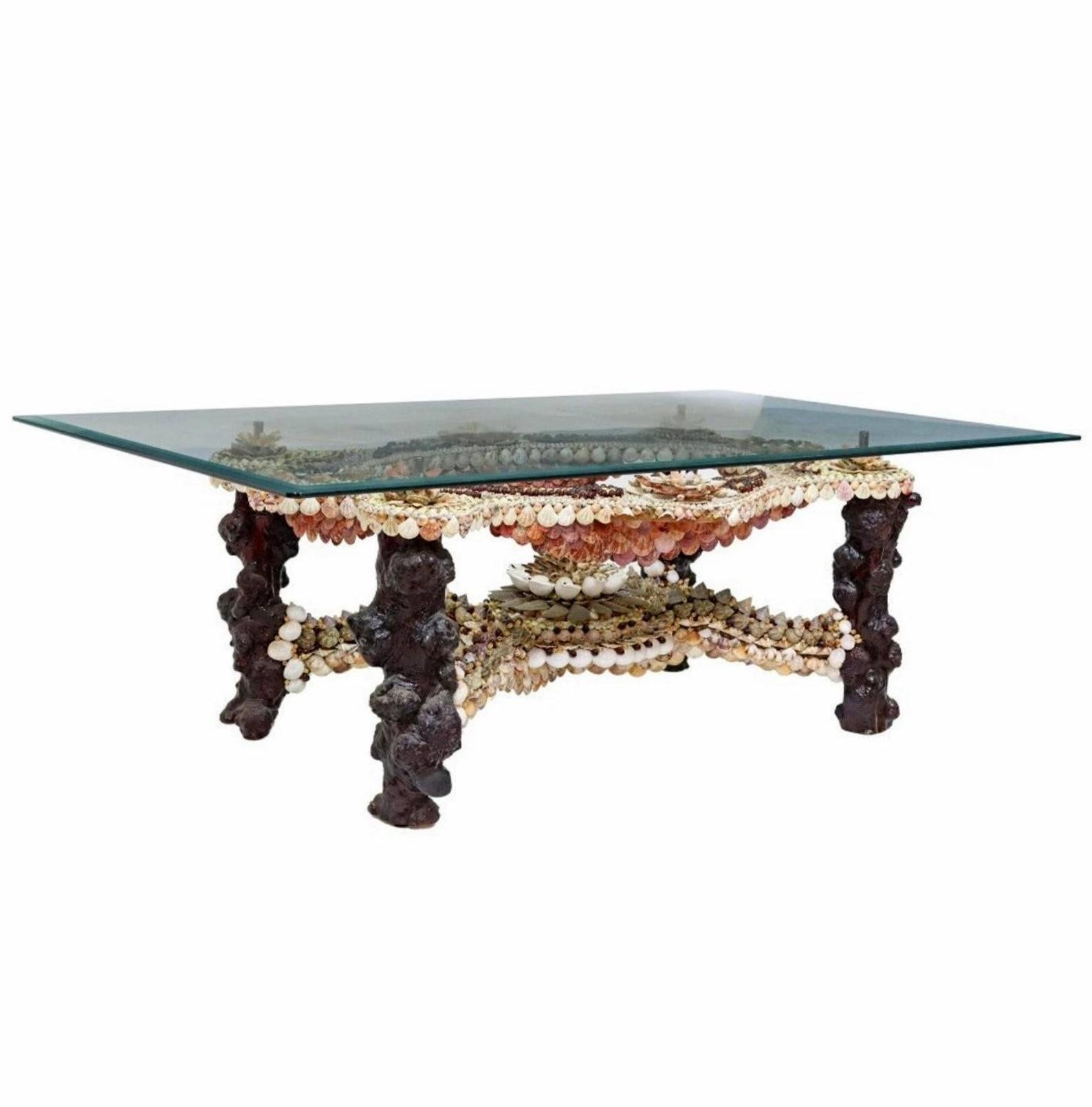 Anthony Redmile Grotto-Tisch mit verzierter Glasplatte im Vintage-Stil mit Muschelwerk-Dekor (20. Jahrhundert) im Angebot