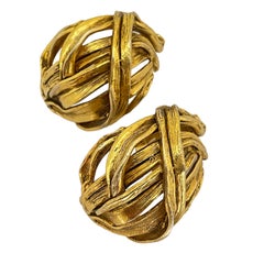 Vintage ANTIGONA Paris gold designer runway clip on earrings