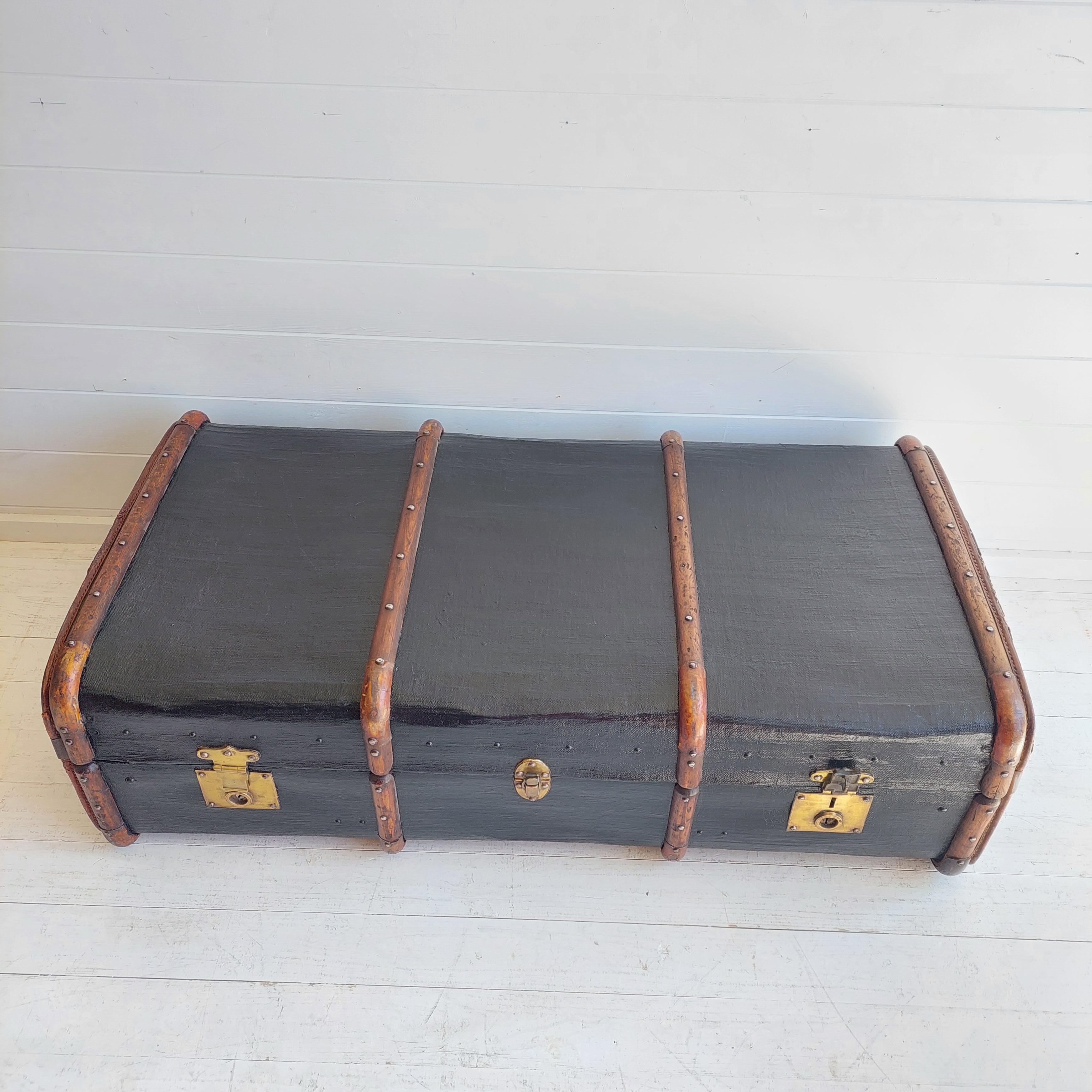 Vintage Antique 1930s Large Travel Steamer Trunk coffee table storage 3