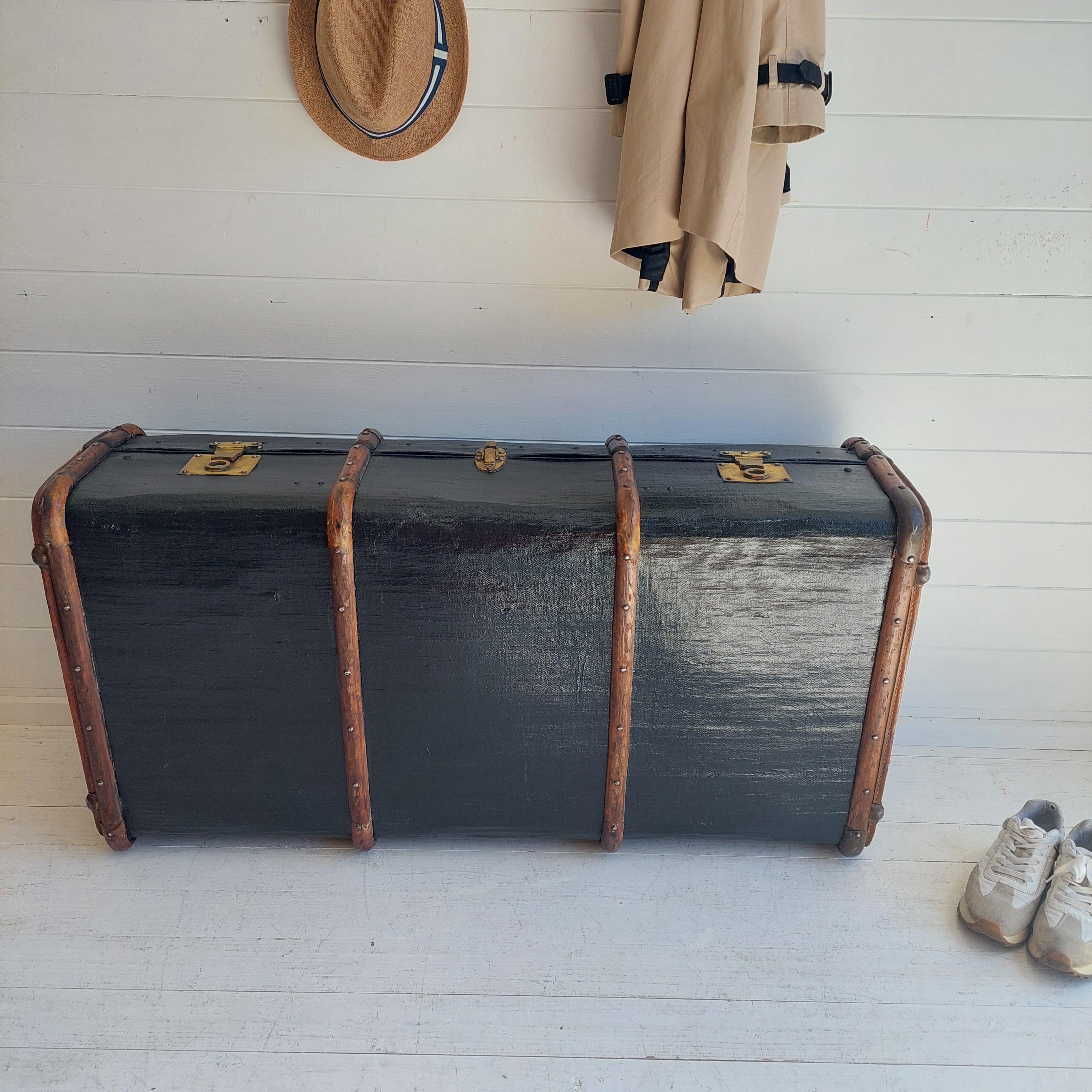 Mid-20th Century Vintage Antique 1930s Large Travel Steamer Trunk coffee table storage
