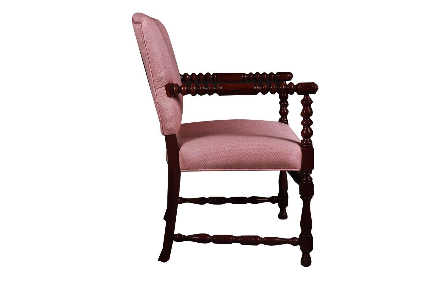 Vintage Antique Bobbin Turned Walnut Armchair In Good Condition For Sale In Baltimore, MD