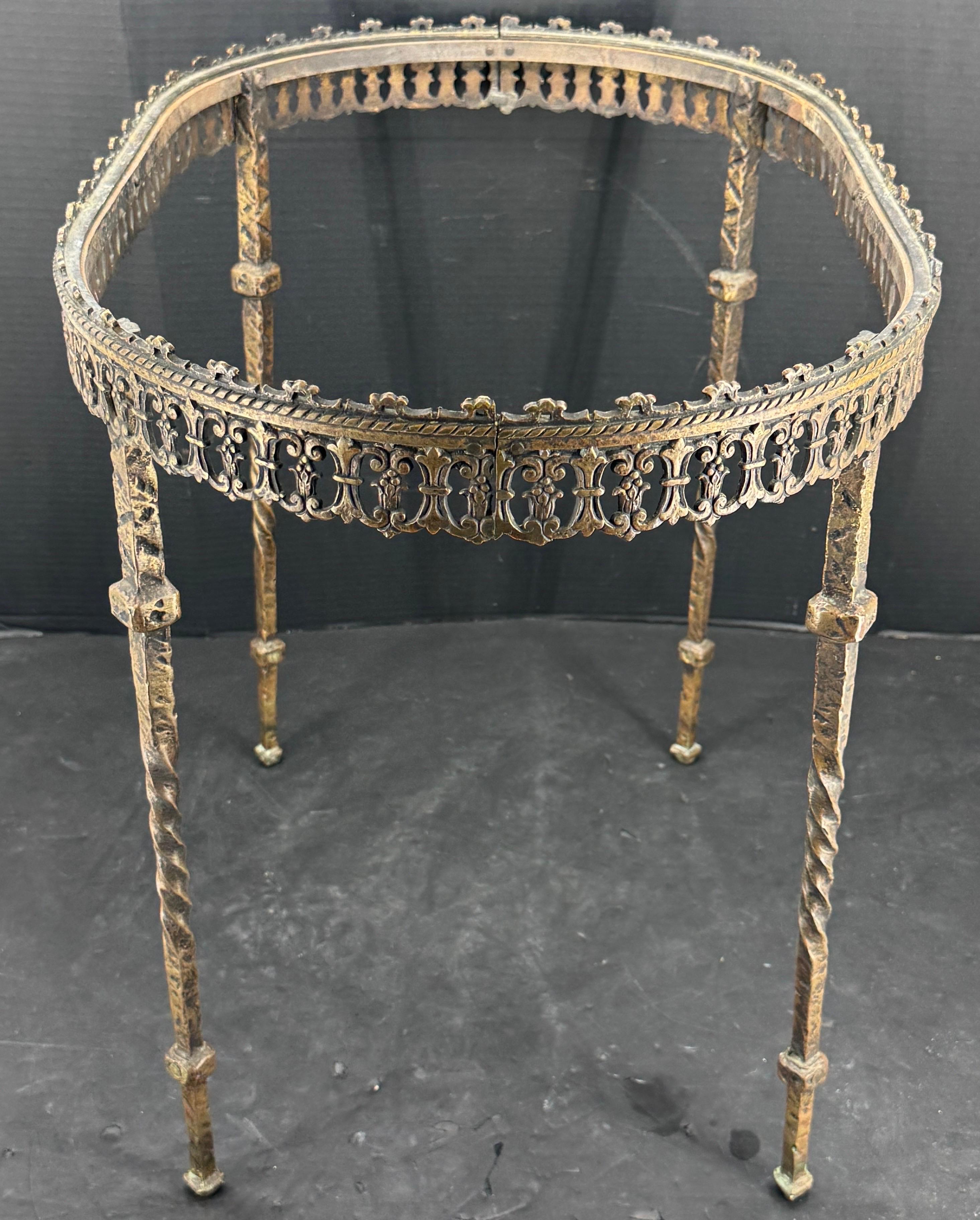 Antiker ovaler Vintage-Beistelltischsockel aus Bronze im Oscar Bach-Stil im Angebot 10