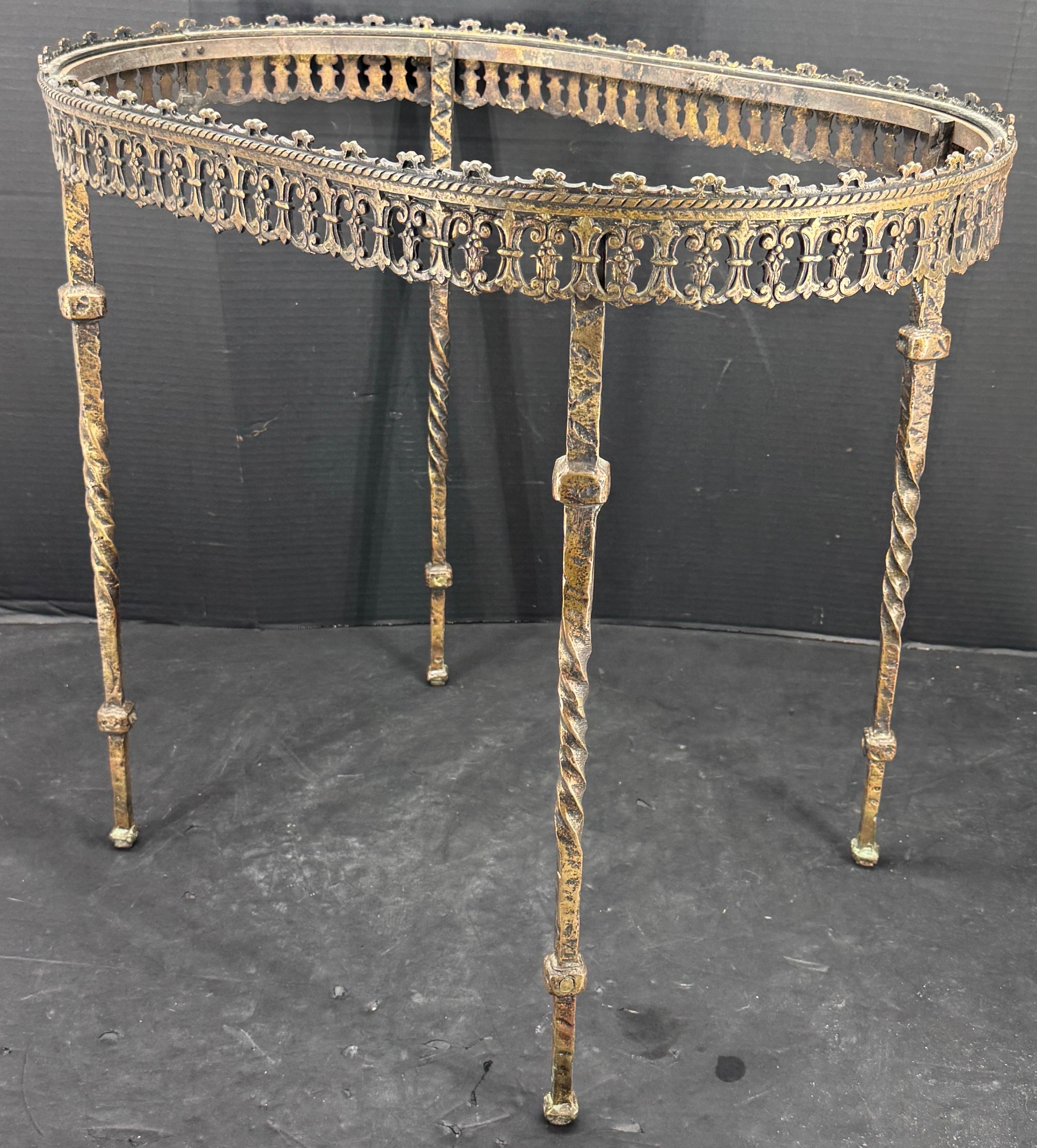 Antiker ovaler Vintage-Beistelltischsockel aus Bronze im Oscar Bach-Stil (Handgefertigt) im Angebot