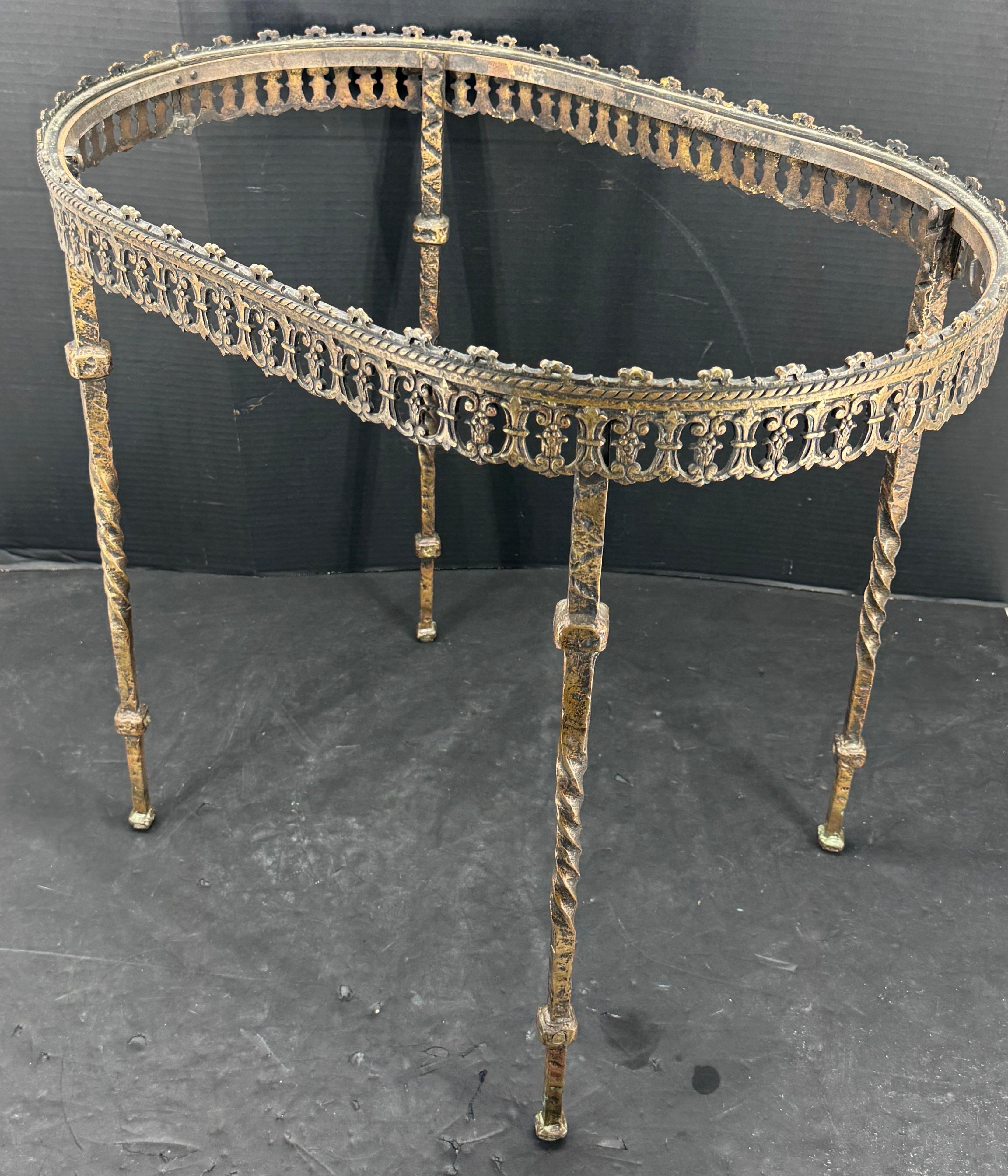 Antiker ovaler Vintage-Beistelltischsockel aus Bronze im Oscar Bach-Stil im Zustand „Gut“ im Angebot in Haddonfield, NJ