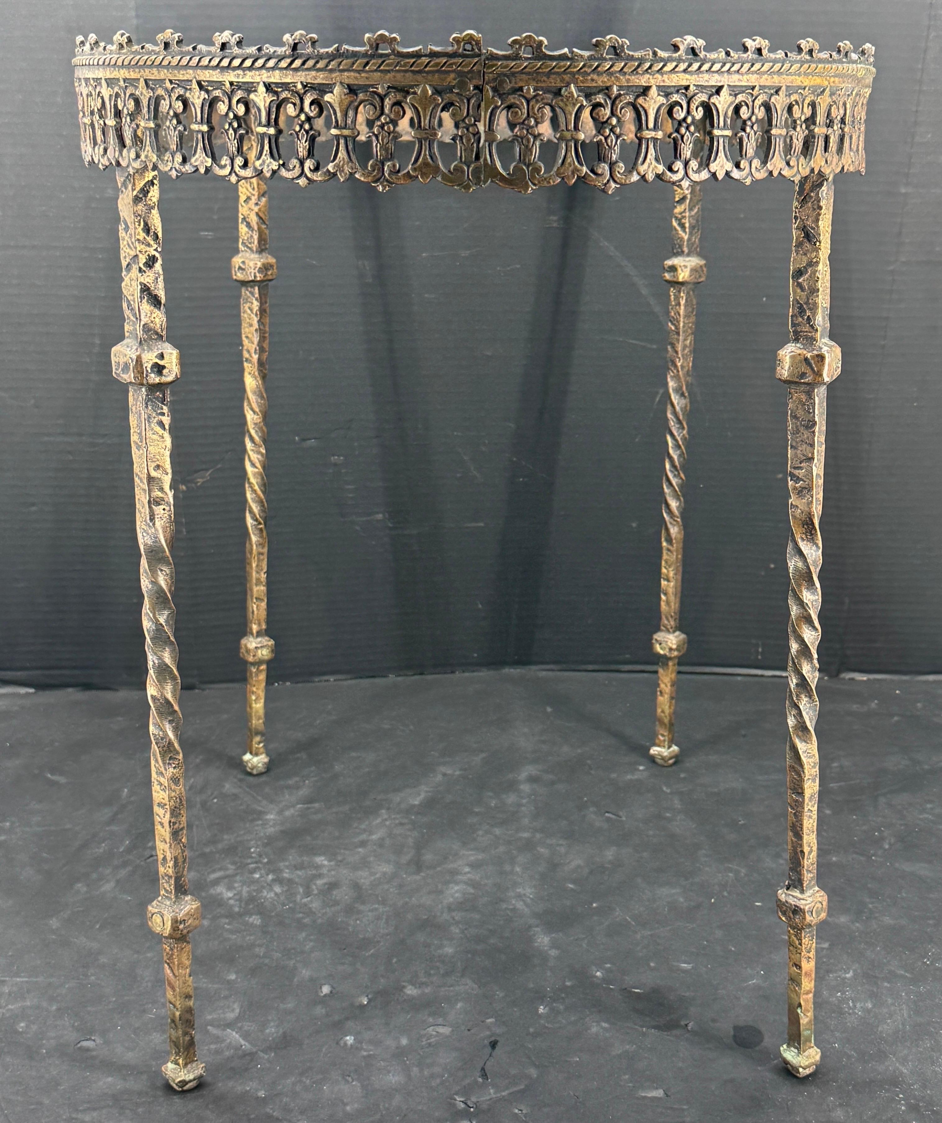 Antiker ovaler Vintage-Beistelltischsockel aus Bronze im Oscar Bach-Stil im Angebot 1