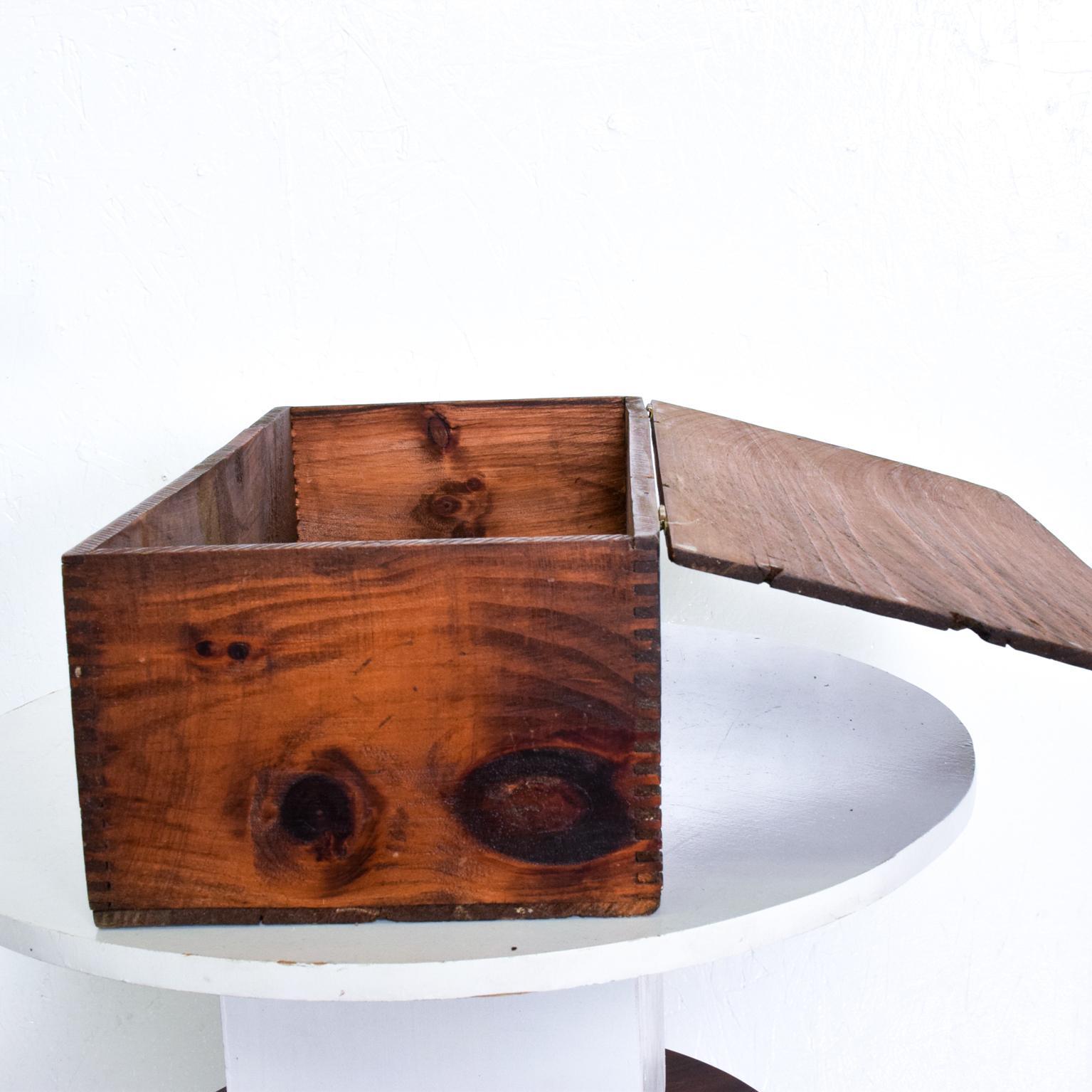 Late 20th Century Vintage Antique Decorative Wood Box Splice Lap Joints