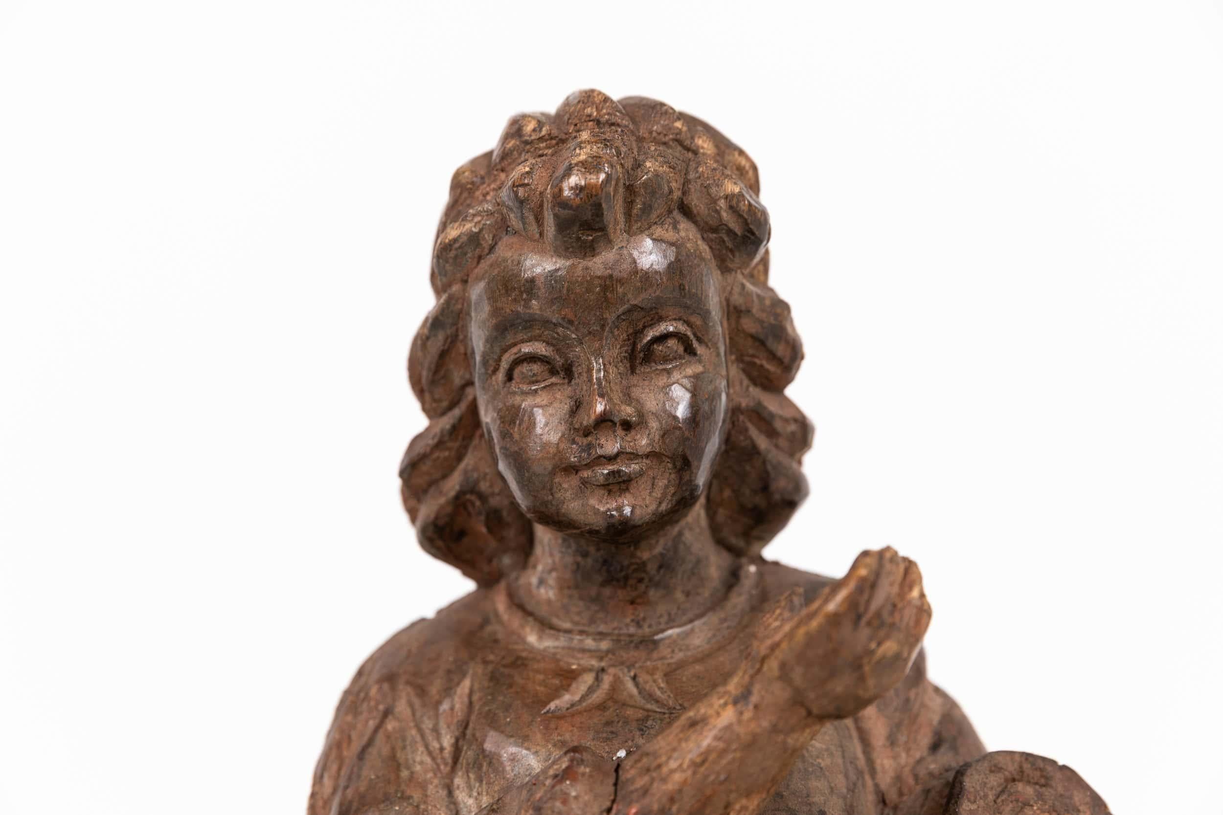 Statuetta in legno duro splendidamente intagliata. C.C. 1920

Inizio del XX secolo, di forma religiosa, sapientemente intagliato da un unico pezzo di legno duro. Bellissimi dettagli in tutto, soprattutto il viso. Manca il braccio sinistro come da