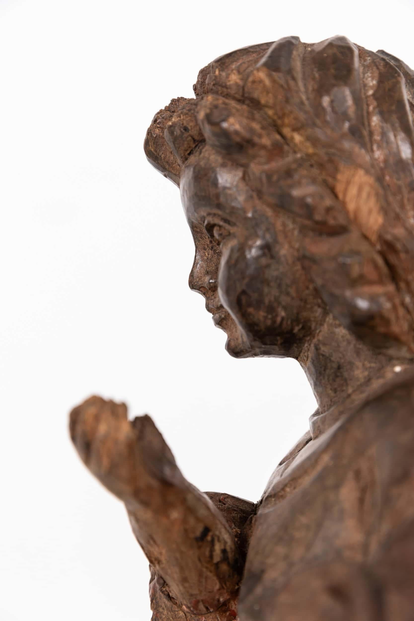 XX secolo Antico Vintage Statuetta religiosa in legno intagliato dei primi del Novecento, 1920 ca. in vendita