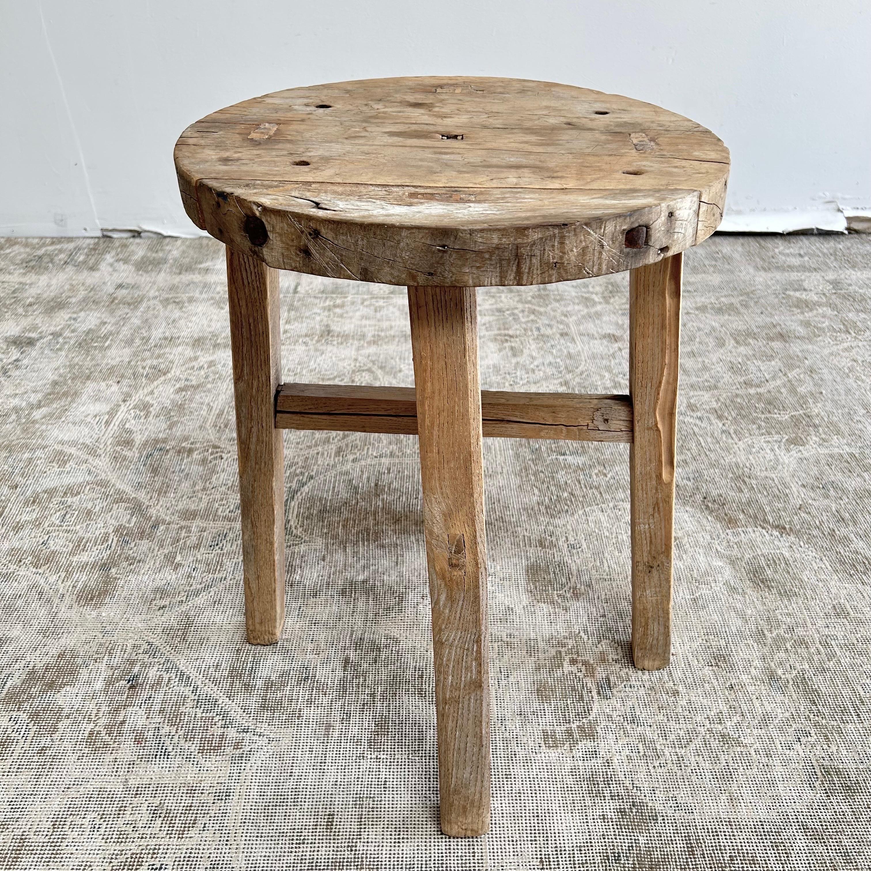 Vintage Antique Elm Wood Side Table In Good Condition For Sale In Brea, CA