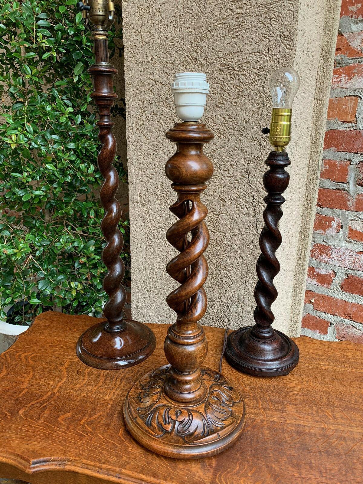 ~Direct from England~
A lovely antique/vintage English barley twist desk or table lamp!~
~Perfect Old World Charm for any room~
~English oak with a dark oak finish~
~Great height for use anywhere, from a side table to nightstand to home