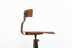 Antica sedia girevole industriale Singer Factory, 1930 ca.