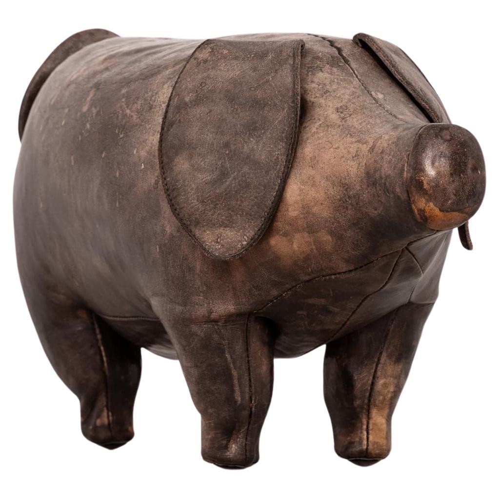 Reposapiés antiguo de cuero Dimitri Omersa Pig Liberty London, c.1950
