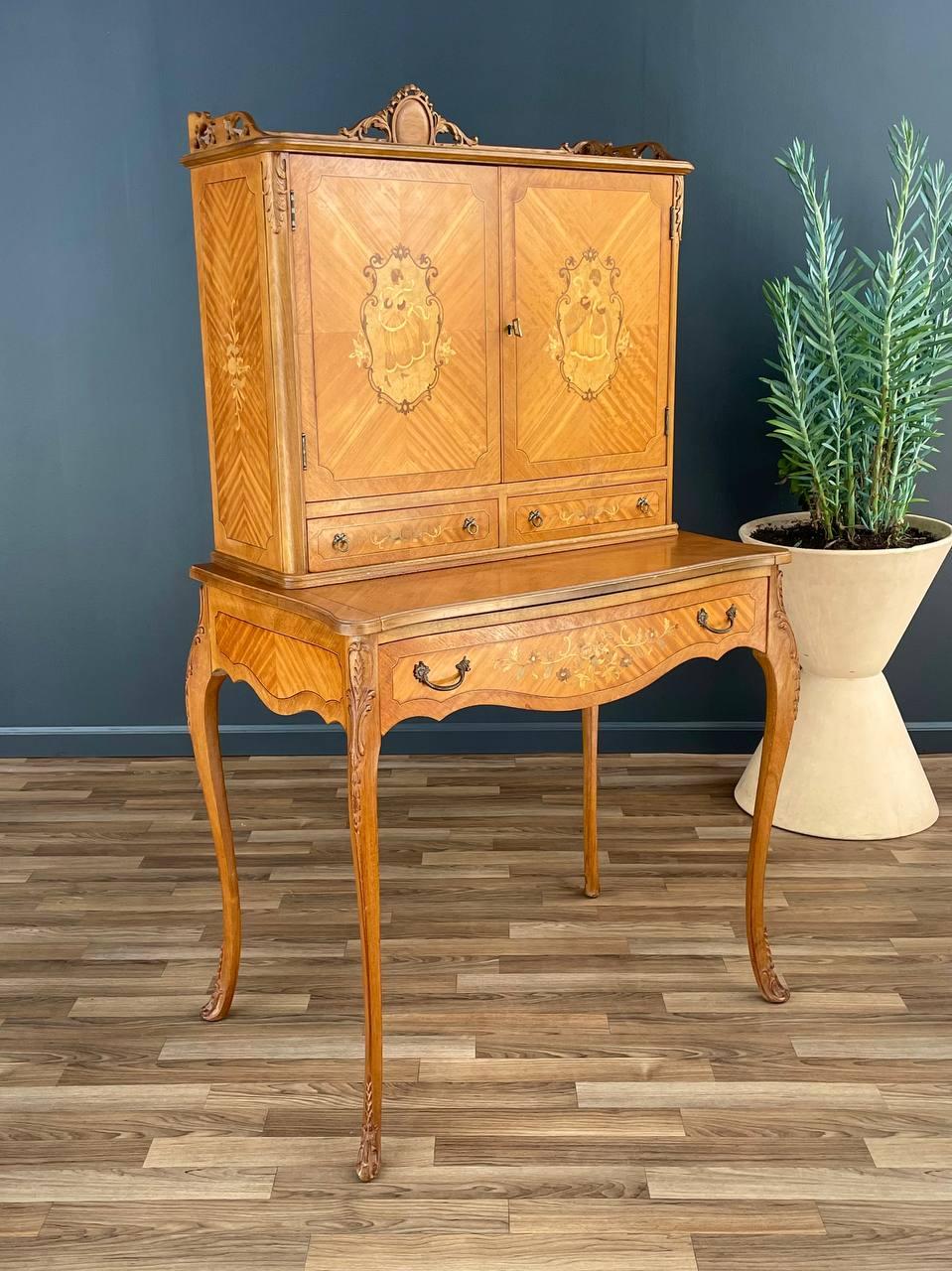 Dimensions: 
58.25”H x 32.50”W x 21”D
Desk Height 30.25”
