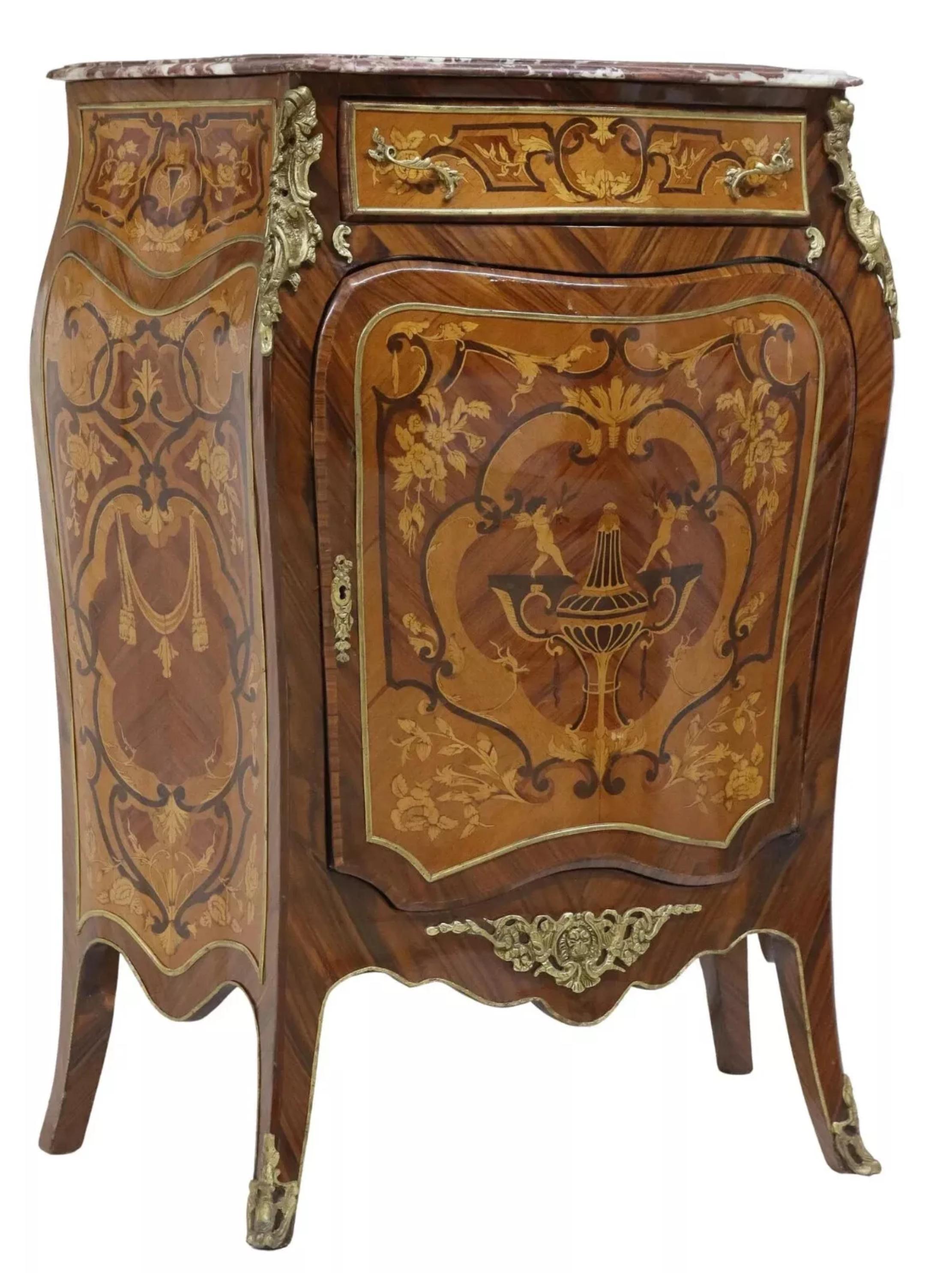 Bois de rose Vieille armoire bombée de style Louis XV, dessus en marbre, marqueterie, bois de rose ! en vente