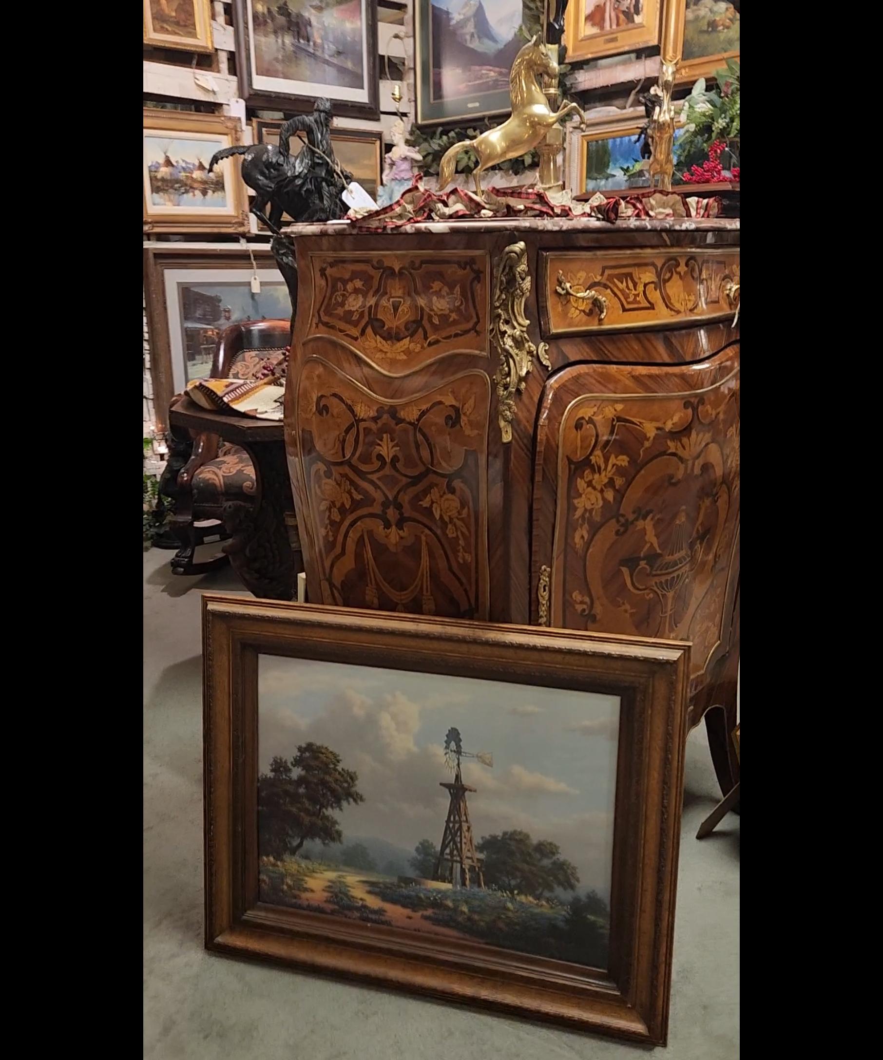 Vieille armoire bombée de style Louis XV, dessus en marbre, marqueterie, bois de rose ! en vente 2