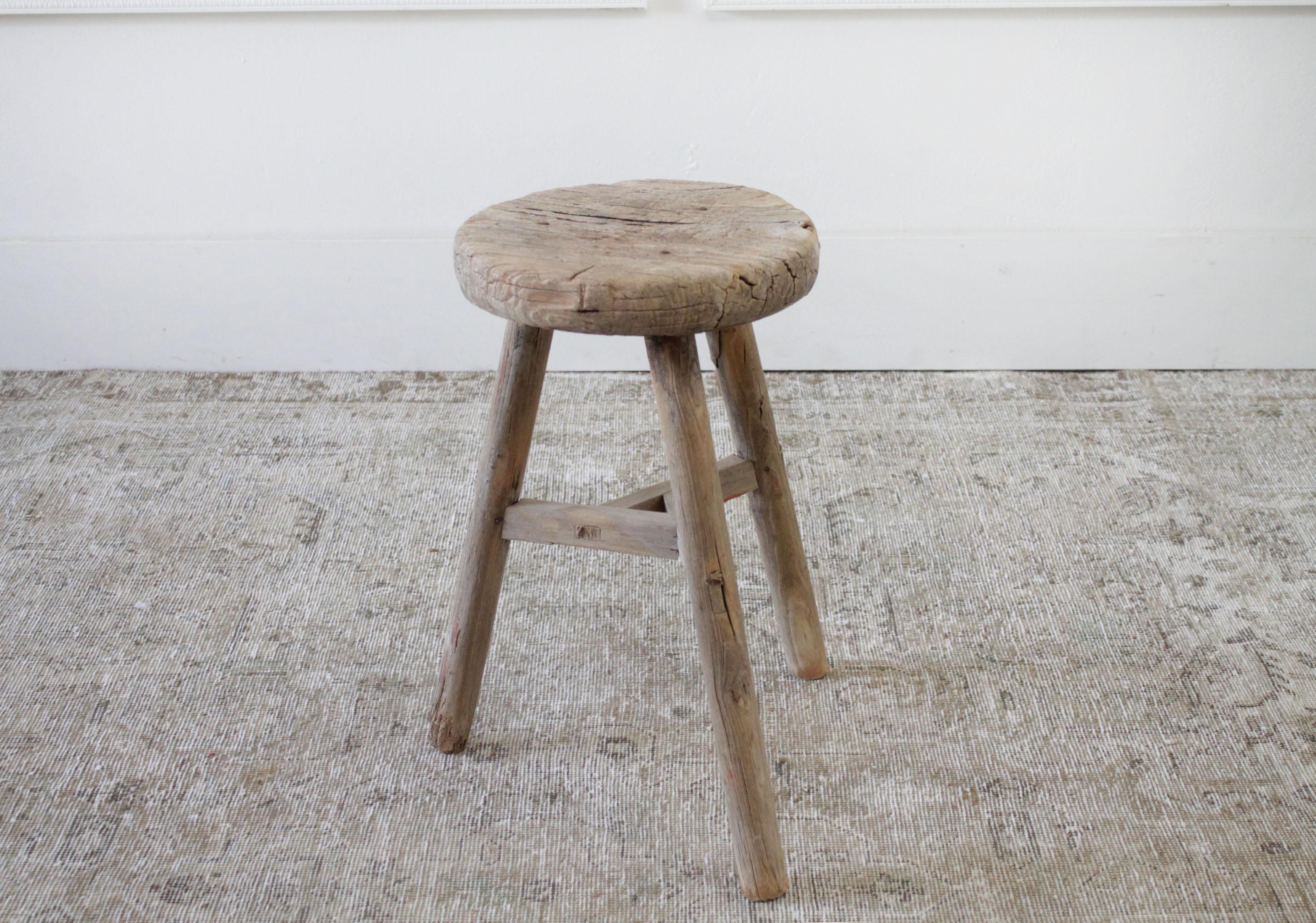 Vintage Antique Round Elm Wood Stool or Side Table In Good Condition In Brea, CA