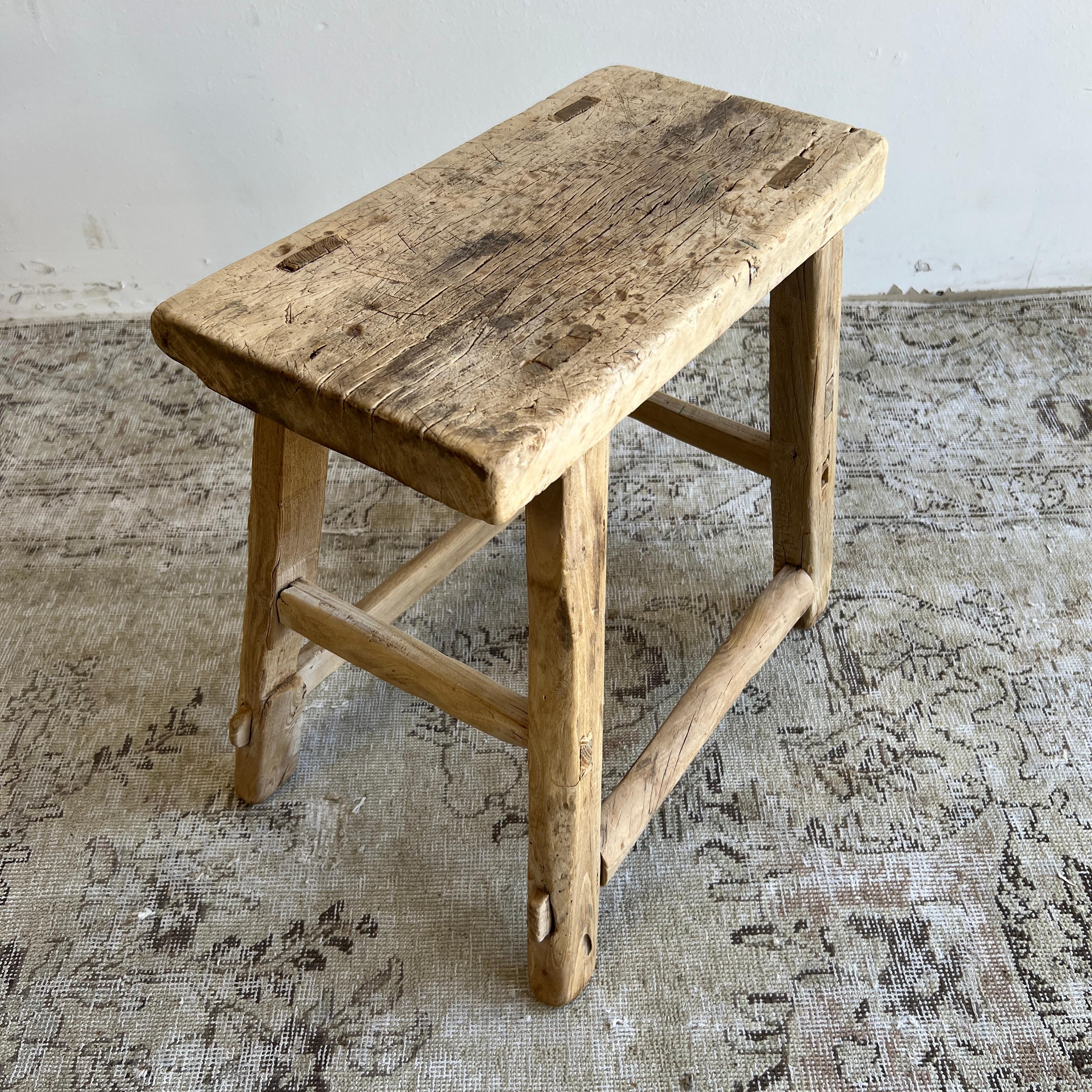 Vintage Elm wood Stool In Good Condition For Sale In Brea, CA