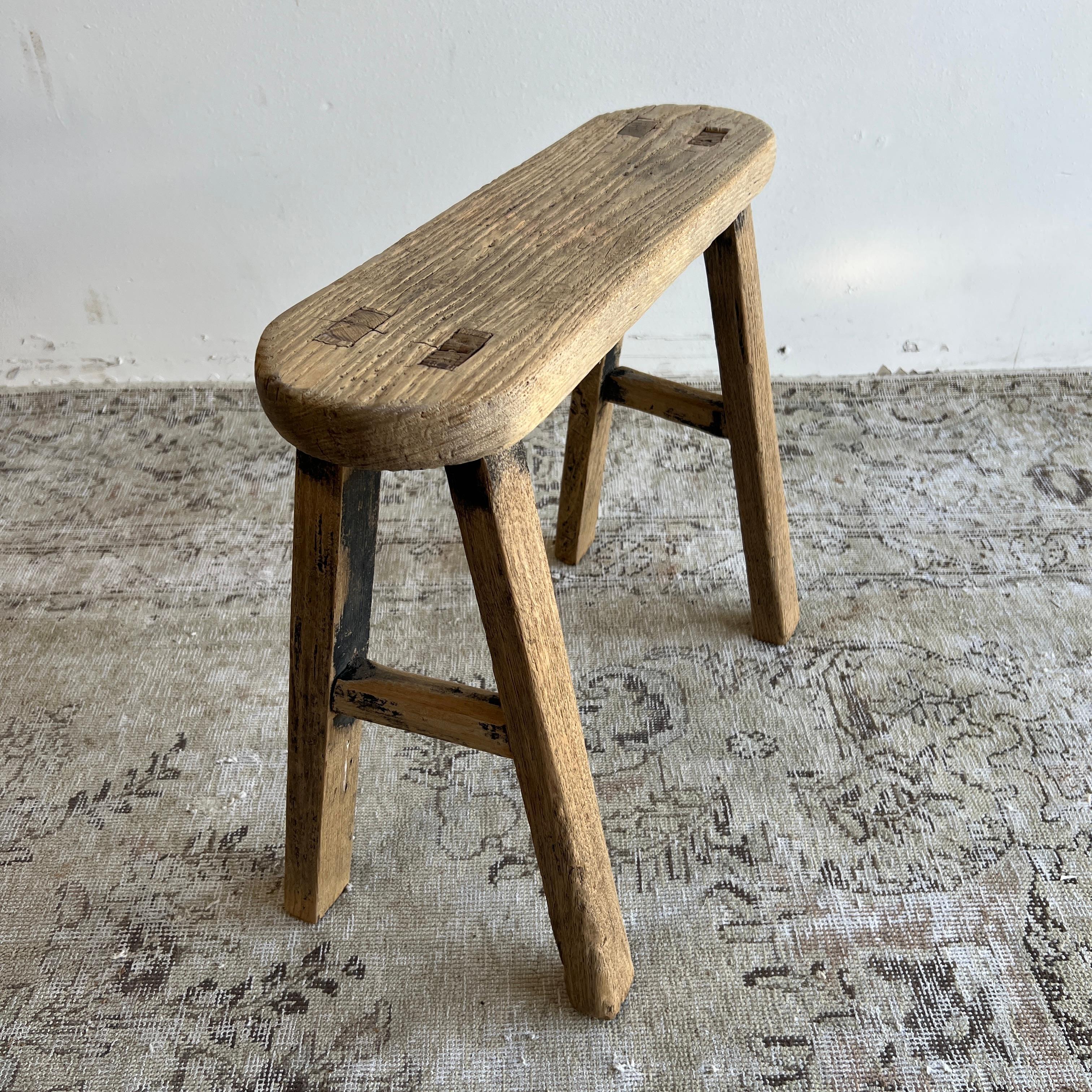 Vintage Antique Rounded Edge Elm Wood Stool In Good Condition In Brea, CA