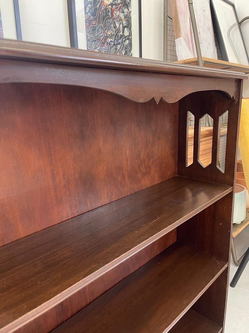 Vintage Antique Style Bookcase/ Bookshelf With Wood Carved Detailing. In Good Condition In Seattle, WA
