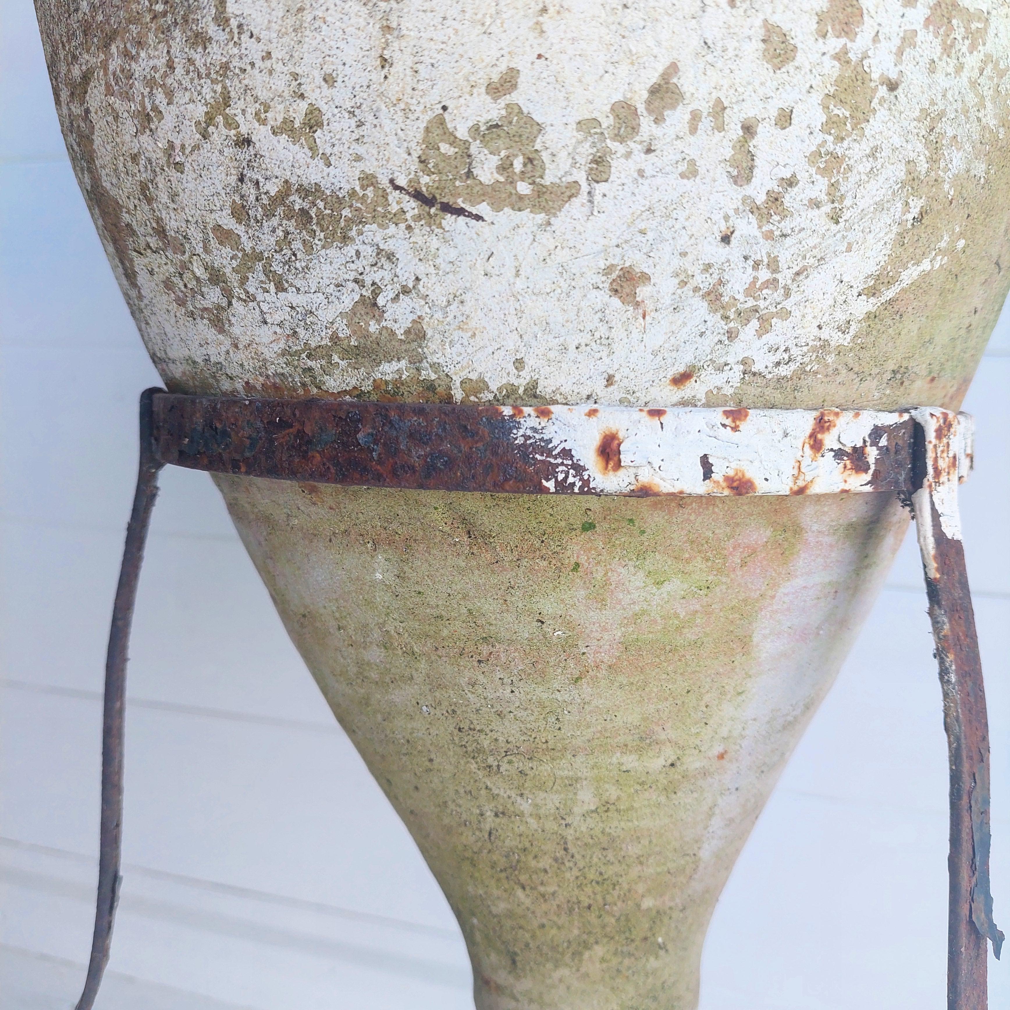 Vintage Antique Terracotta Amphora with Wrought Iron Tripod Stand, 1800s en vente 9