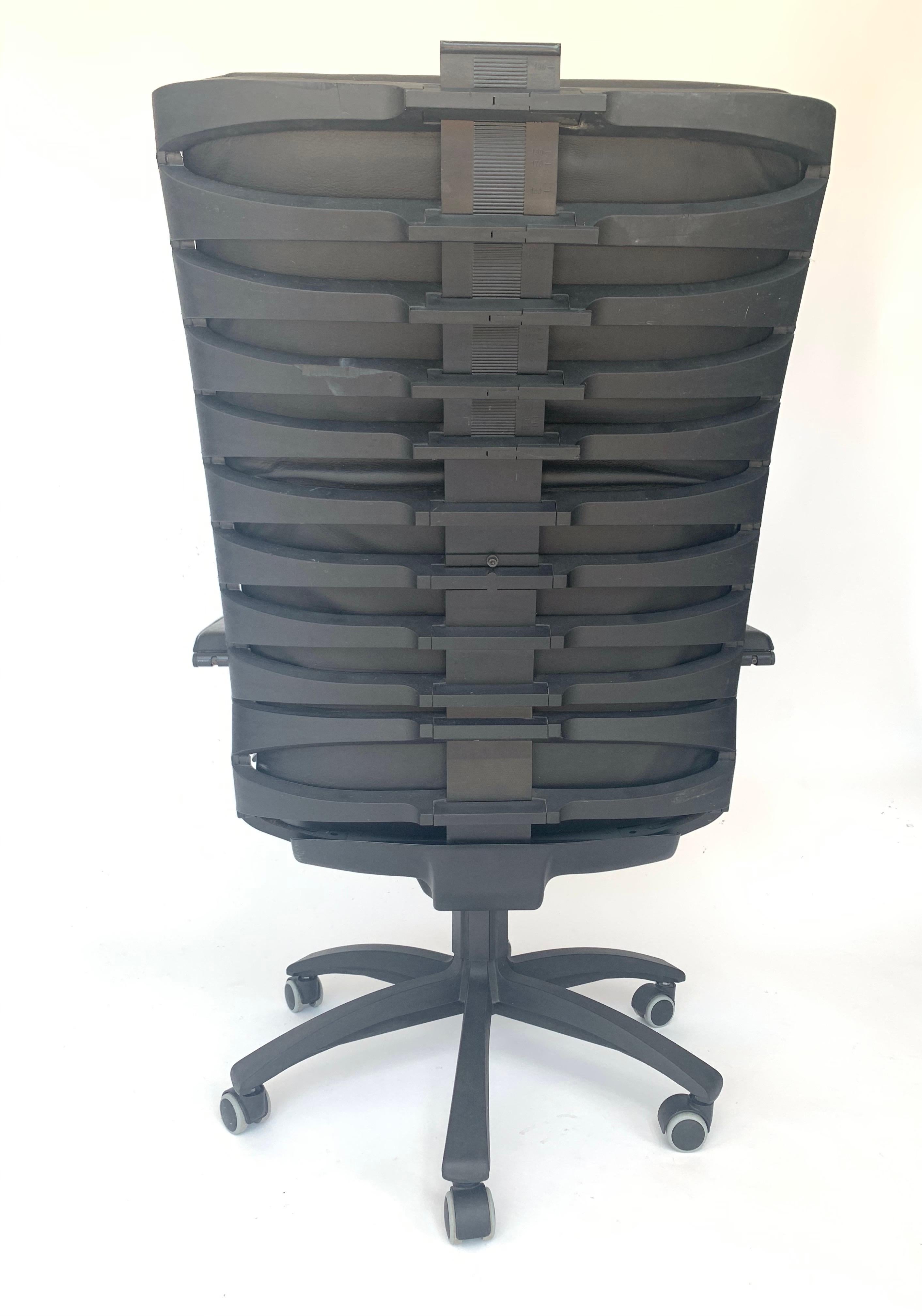 Office chair antropovarius in black leather by porsche for poltrona frau, 1980. Adjustable at the back and on casters height: 117 cm width: 61 cm depth: 43 cm good condition.