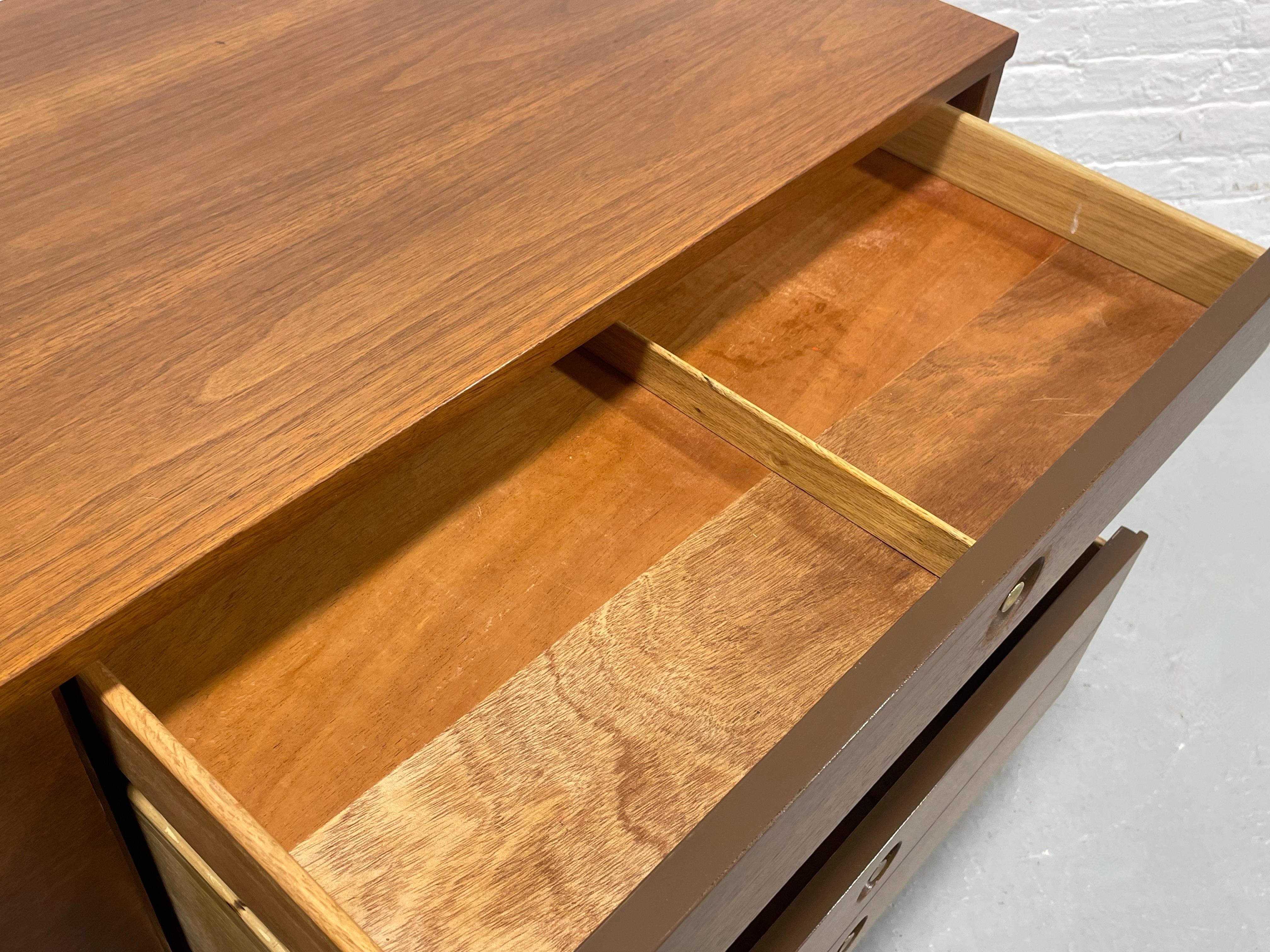 VINTAGE CREDENZA MODERNA DE MEDIO SIGLO, c. 1960 en venta 6