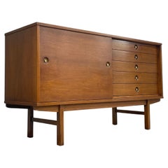 Appartamento d'epoca di dimensioni medie MODERNE CREDENZA, anni '60 ca.