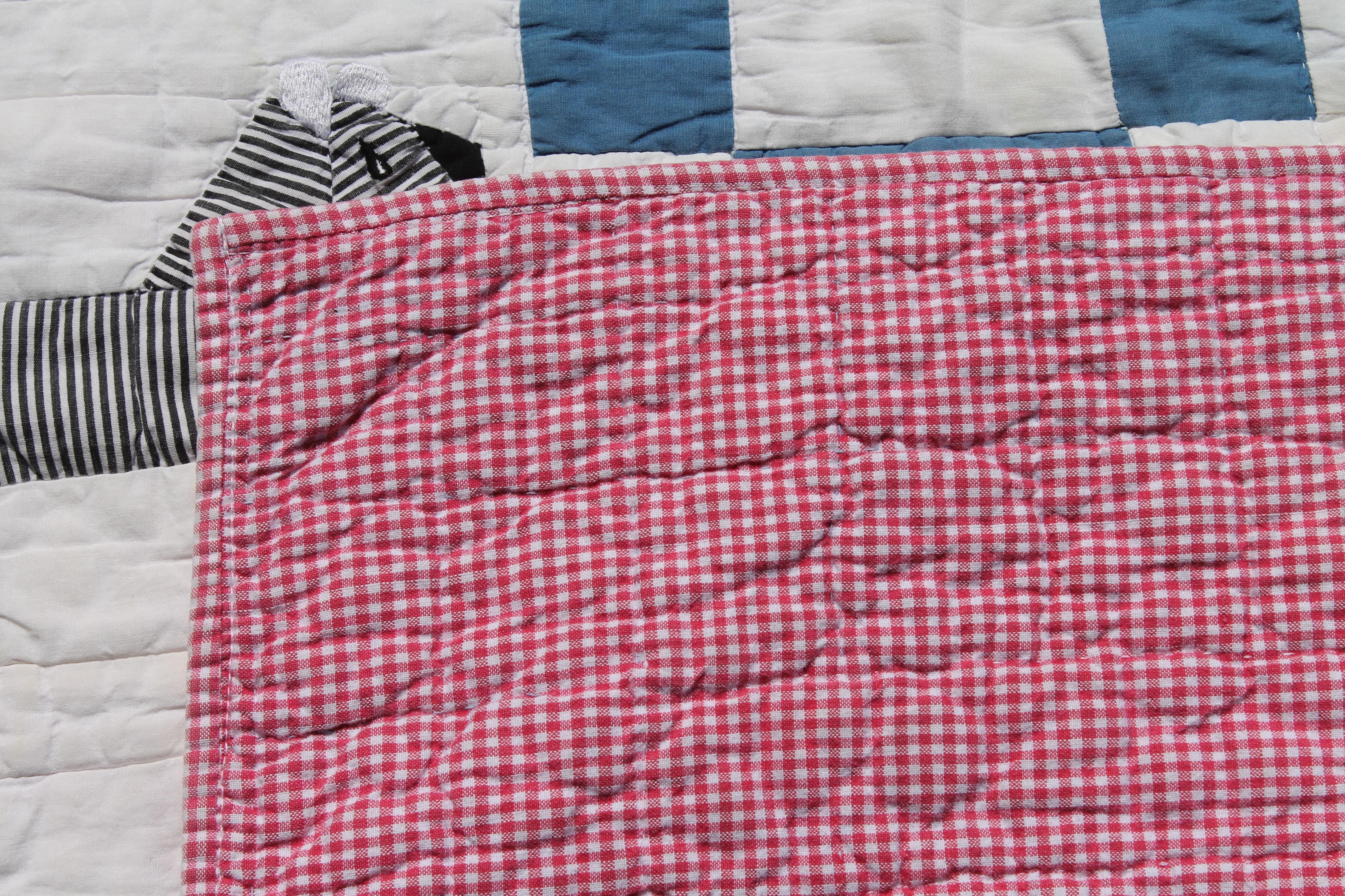 Vintage Applique Crib Quilt 4