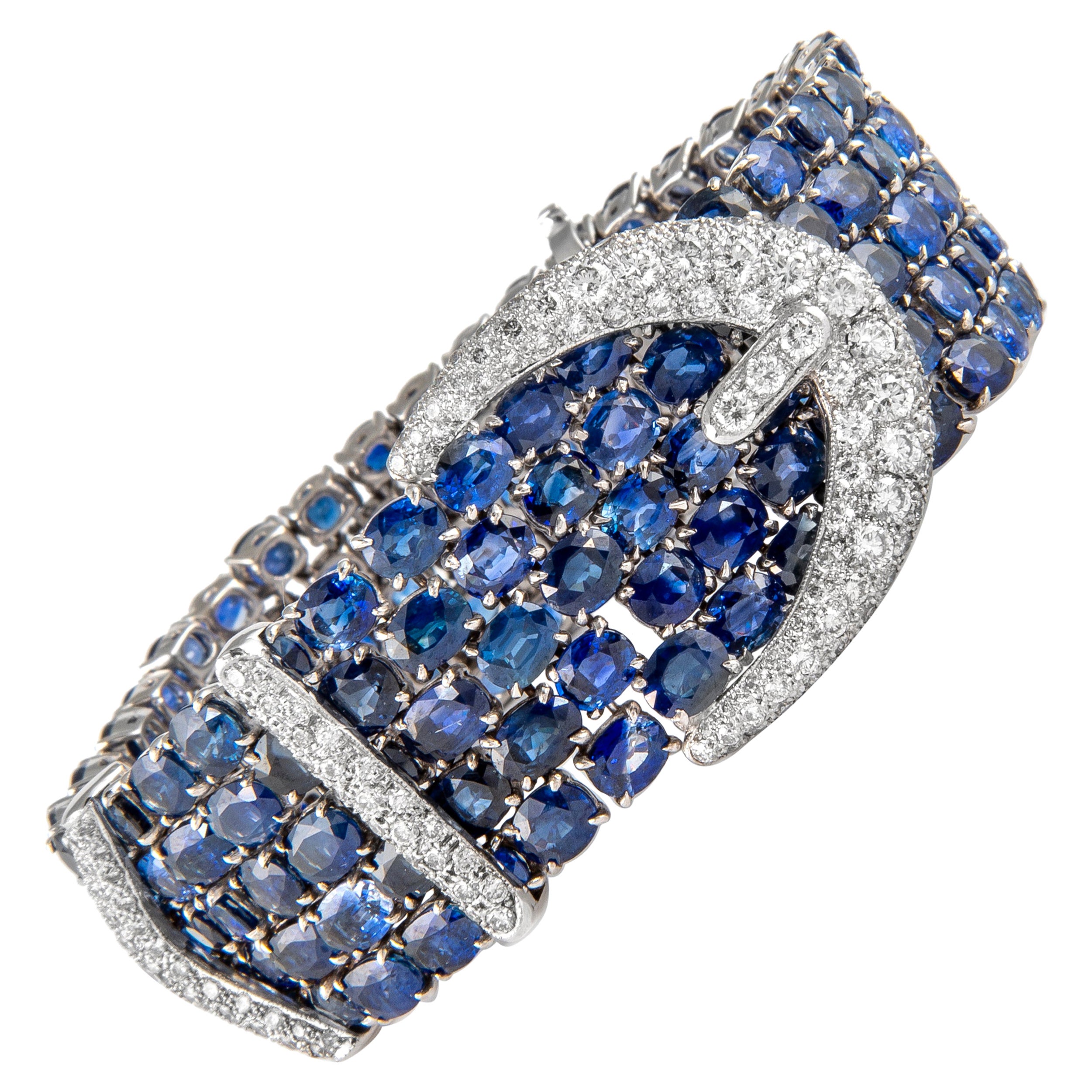 Armband aus Weißgold mit Diamantschnalle, ca. 57,50 Karat Saphir & Diamant