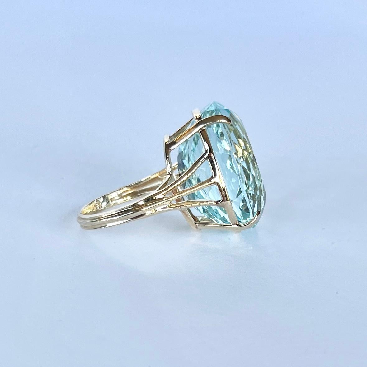 Anillo de cóctel Vintage Aqua de oro de 14 quilates Moderno en venta