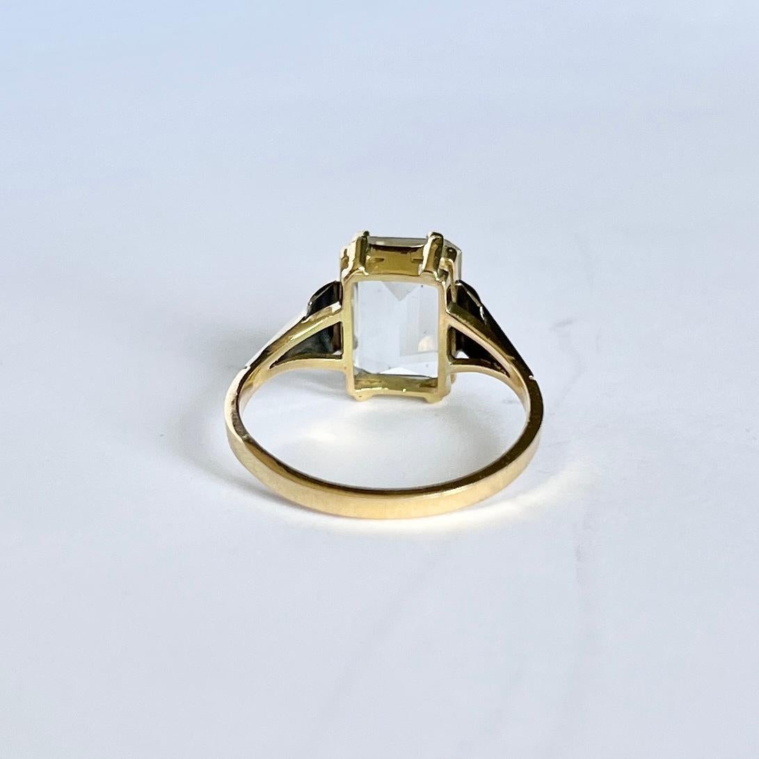 Vintage Aquamarine and 18 Carat Gold Solitaire Ring In Good Condition For Sale In Chipping Campden, GB