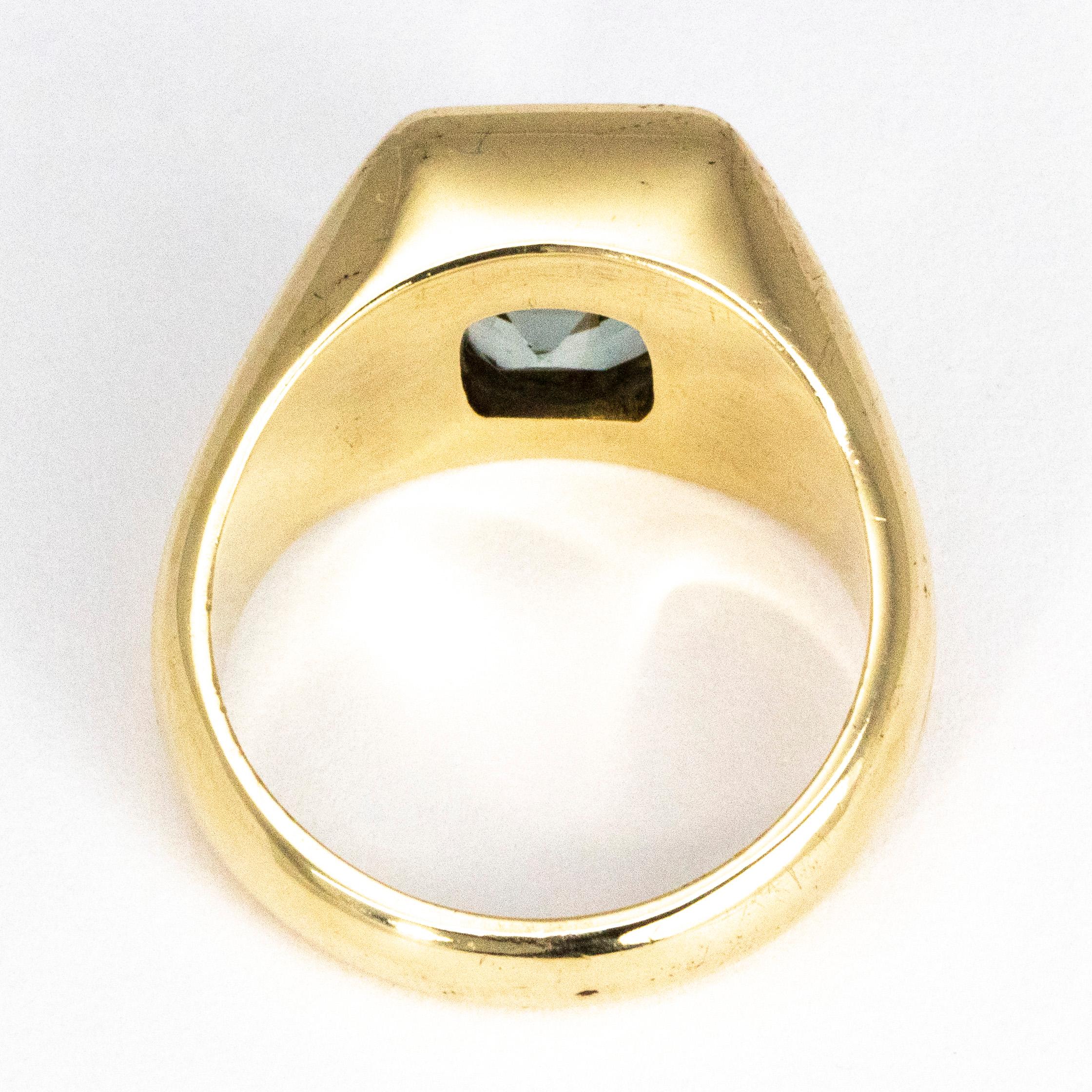 Vintage Aqua and 9 Carat Gold Ring In Good Condition In Chipping Campden, GB