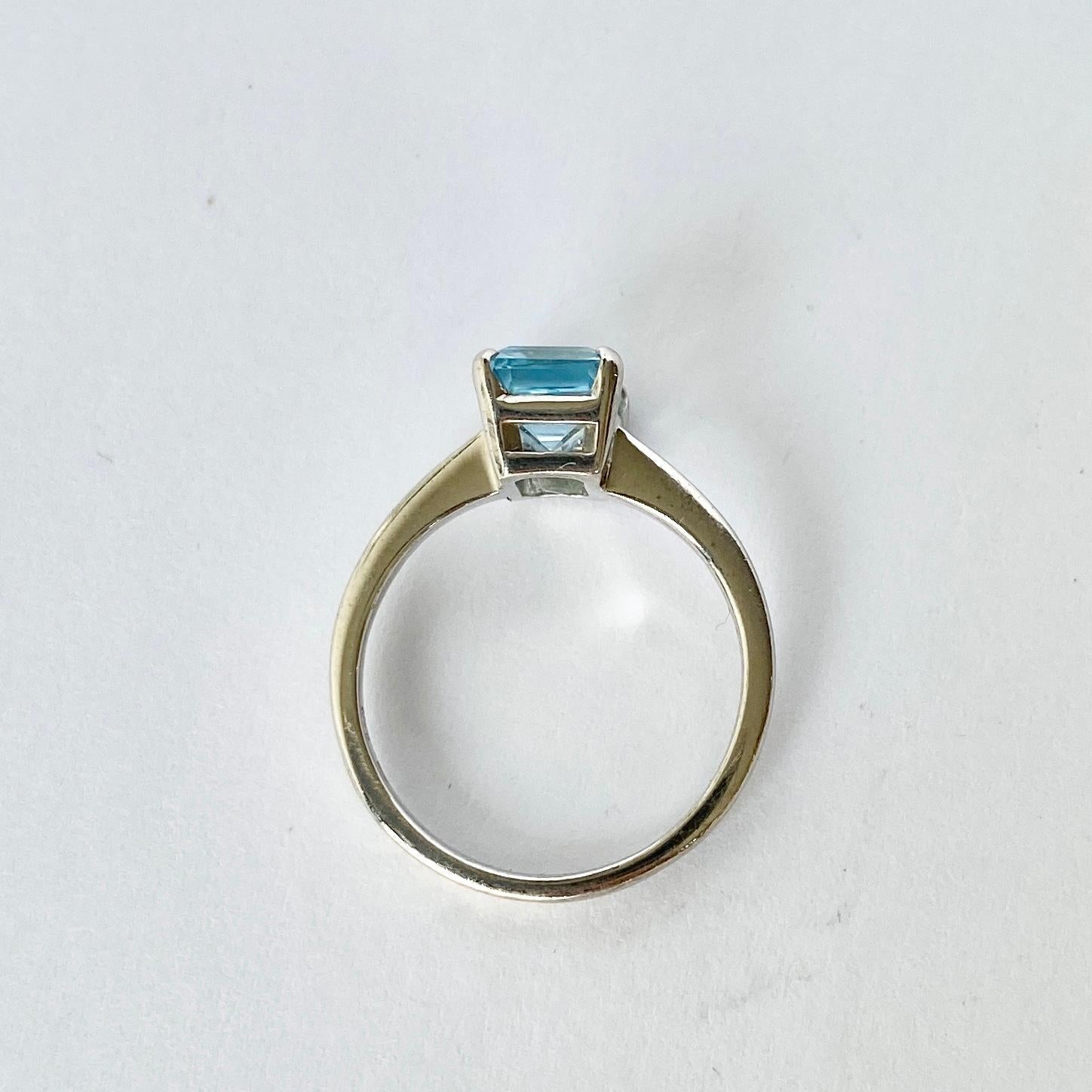 Emerald Cut Vintage Aqua and 9 Carat Gold Solitaire Ring For Sale