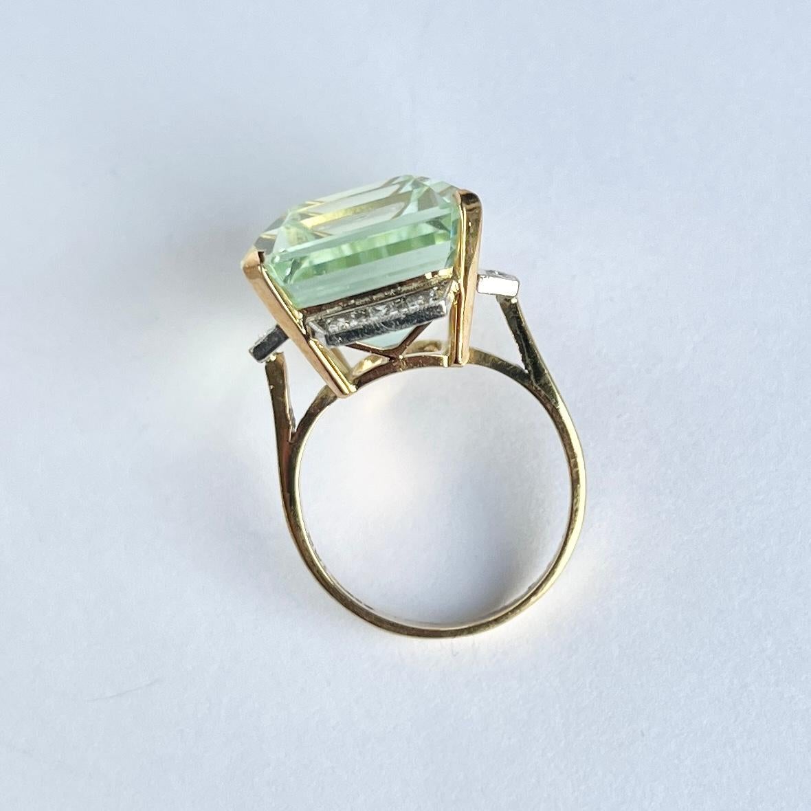 Vintage Aquamarine and Diamond 18 Carat Gold Cocktail Ring In Good Condition In Chipping Campden, GB