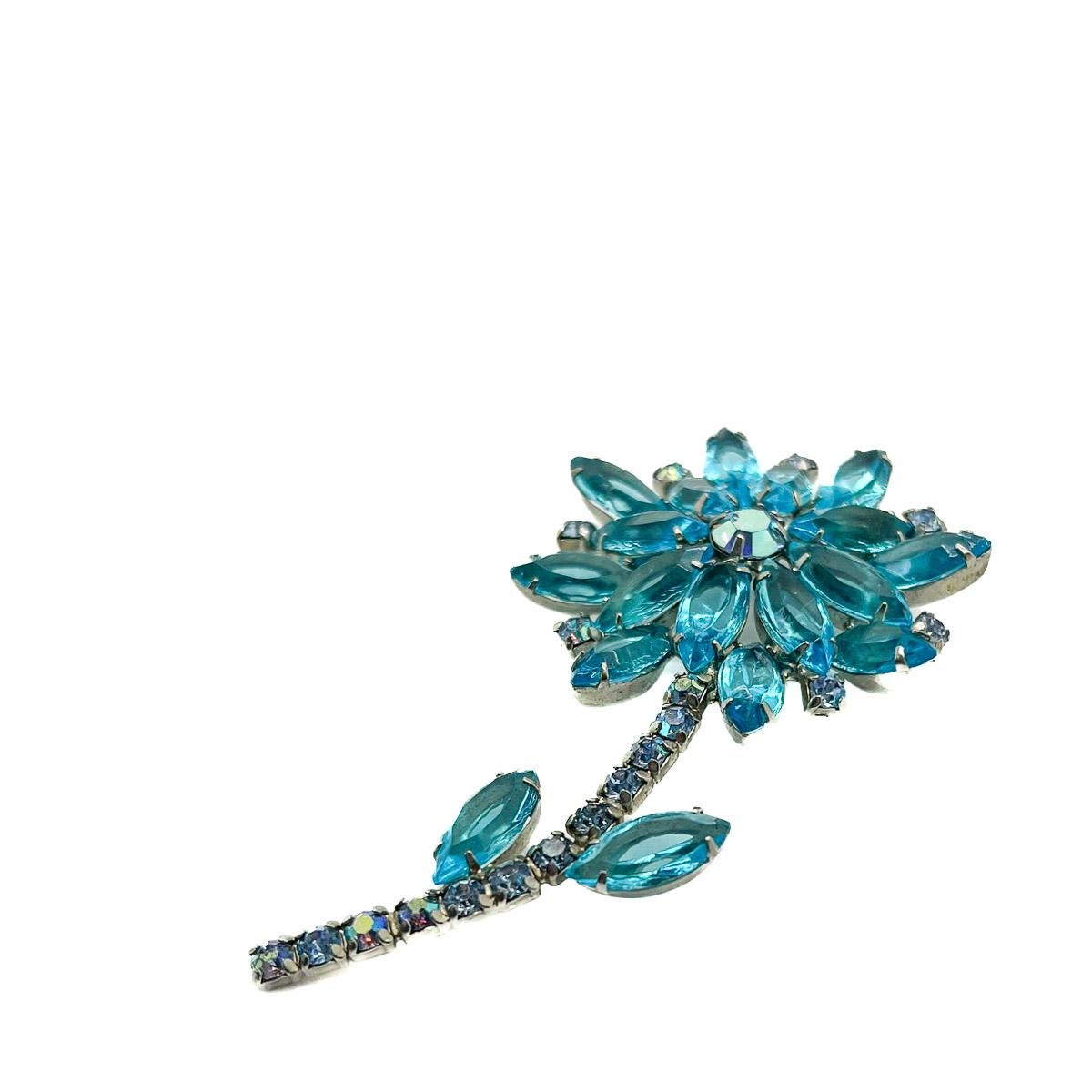 Women's or Men's Vintage Aqua Marquise Crystal Flower 1950s For Sale