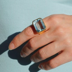 Vintage Aquamarine 18k Yellow Gold Cocktail Ring