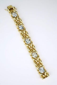 Vintage Aquamarine and 14 Karat Yellow Gold Fancy Link Knot Bracelet, 1960s