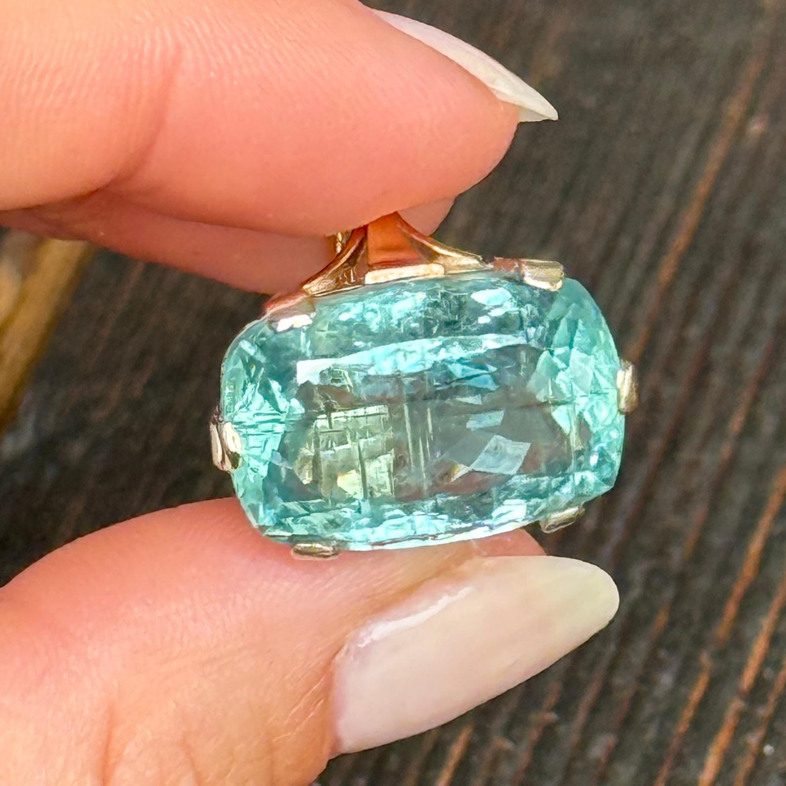 Bague cocktail vintage en aigue-marine et or 9 carats en vente 1